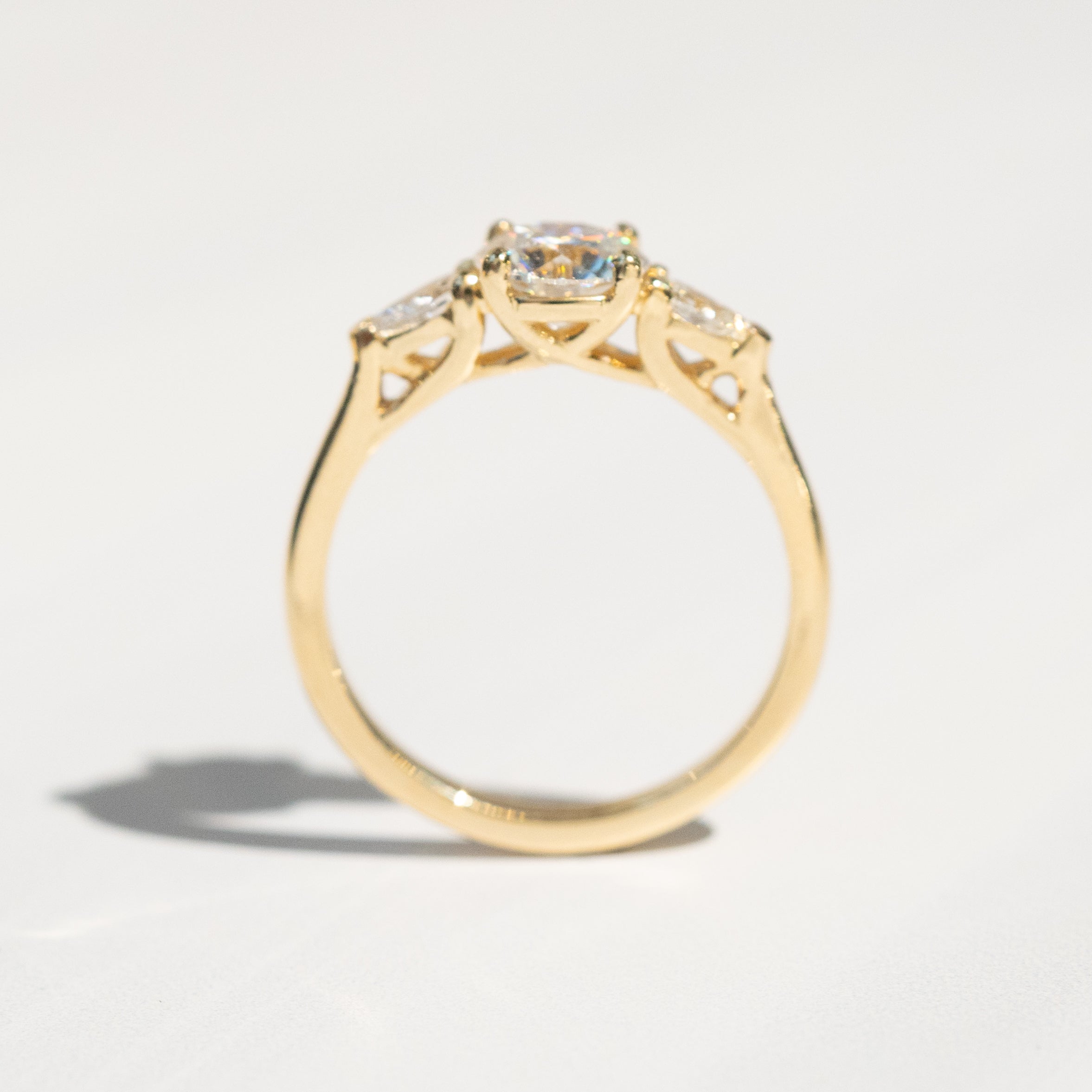 Acacia Ring Setting - Elegant & Durable Wedding Band for Women - Perfect for Engagement, Anniversary & Special Occasions
