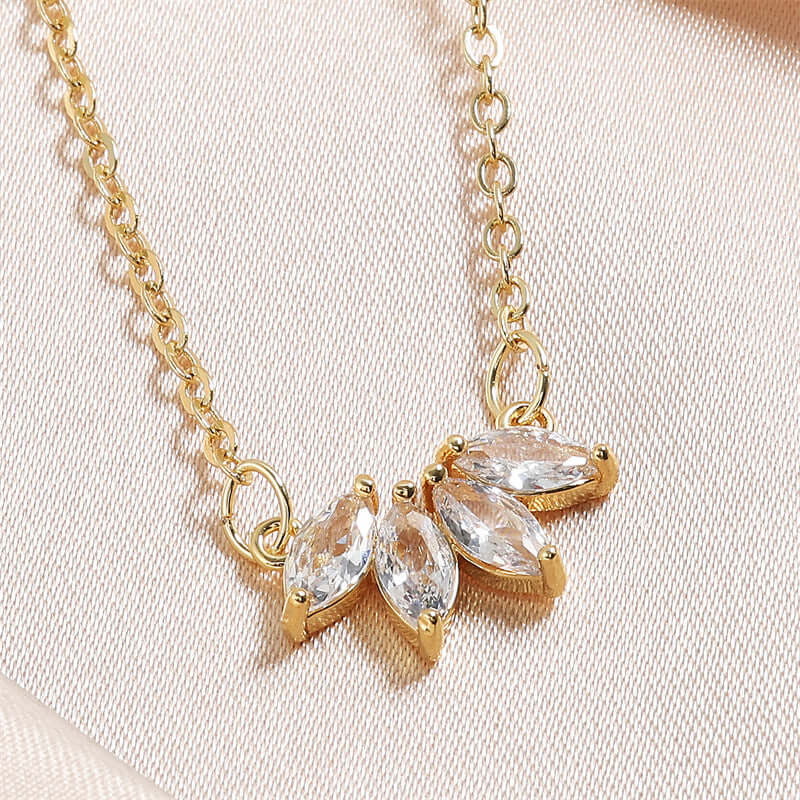 Dainty Marquise Leaf Pendant Choker Necklace - Elegant Gold/Silver Layering Necklace for Women | Perfect for Date Night, Wedding & Everyday Wear | XL0177