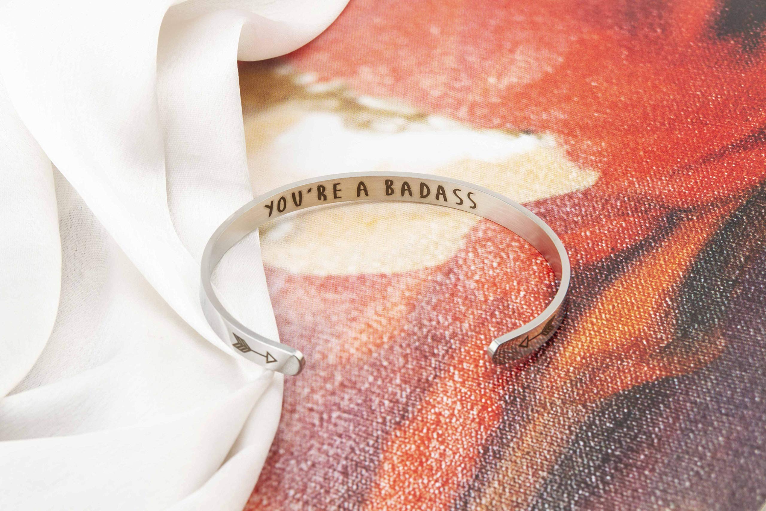 ANKINGPiiN Inspirational Bracelets for Women & Men - Motivational Cuff Bangle with Personalized Mantra - Thoughtful Birthday, Friendship Gift in Elegant Gift Box - Perfect for Daily Wear, Yoga, Meditation & Special Occasions