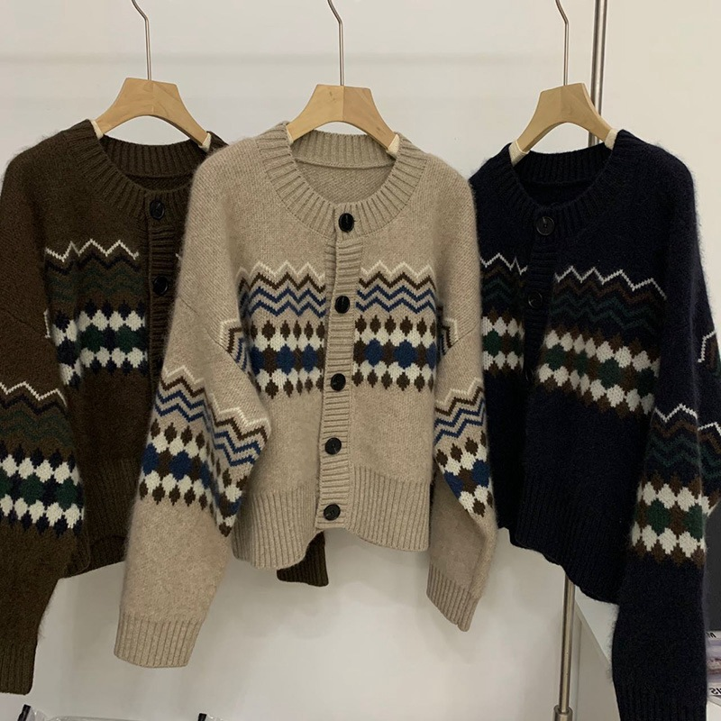 Women's Autumn Knitted Cardigan - Short Loose Fit Round Neck Jacket 1832 | Cozy Fall Layering Piece for Office, Casual Outings & Coffee Dates