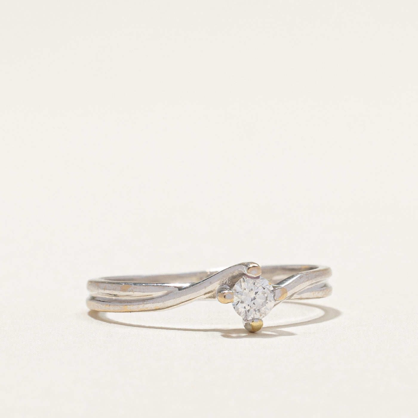 18K White Gold Diamond Bypass Ring - 0.14 Carat Round Cut Diamond Engagement Ring for Women, Size 6.75 | Perfect for Anniversary, Proposal, Wedding & Special Occasions