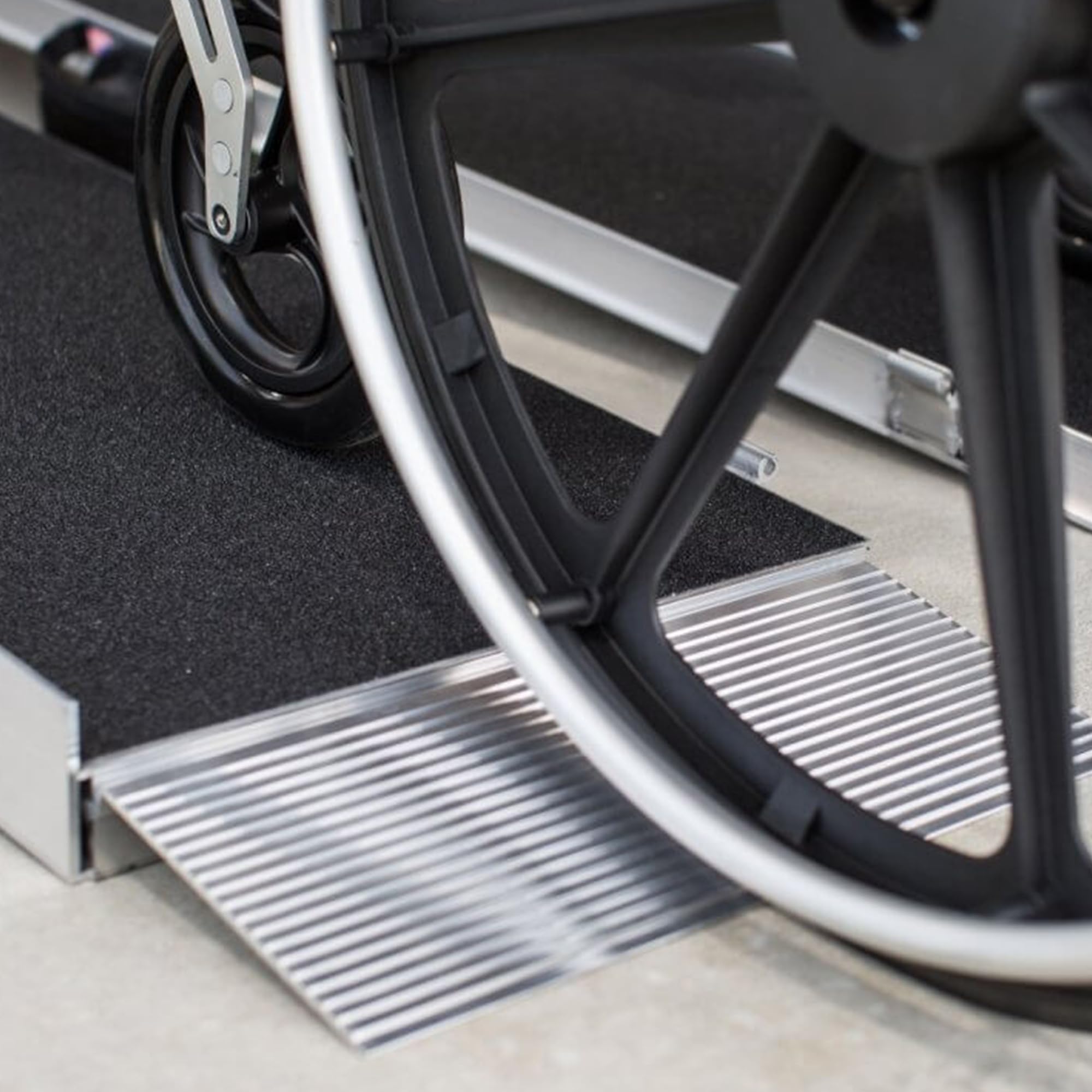 EZ-ACCESS 6 Ft Singlefold Portable Wheelchair Ramp with Slip-Resistant Surface & Self-Adjusting Transition Plates - Lightweight Aluminum Suitcase Ramp for Home, Vehicles, and Mobility Access
