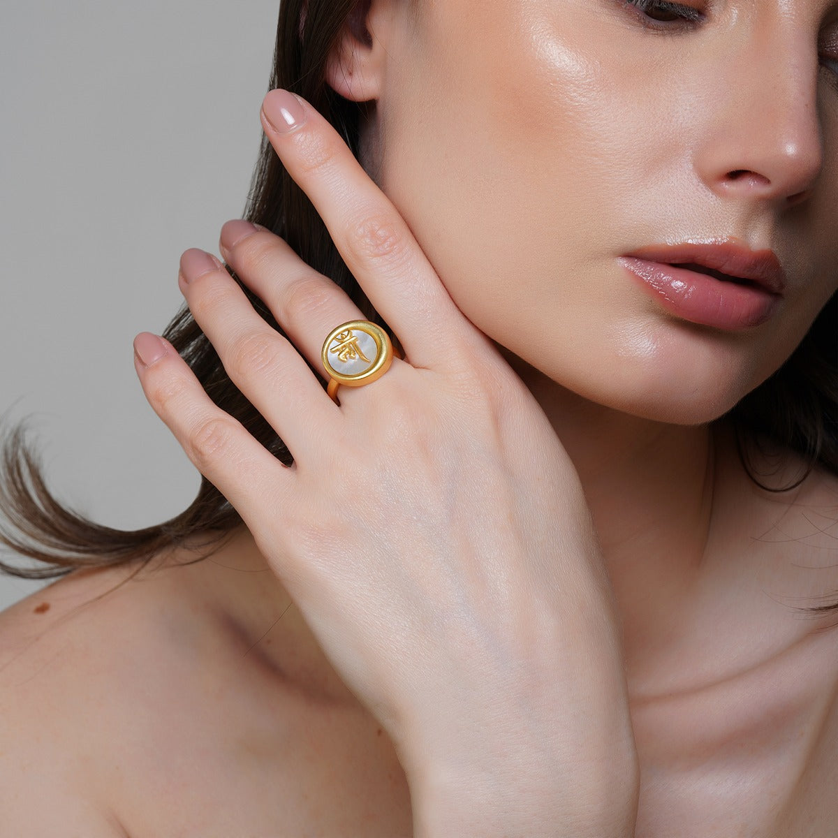 Elegant Mother's Necklace and Ring Set with Genuine Mother of Pearl - Perfect Gift for Mom, Birthday, Anniversary & Mother's Day