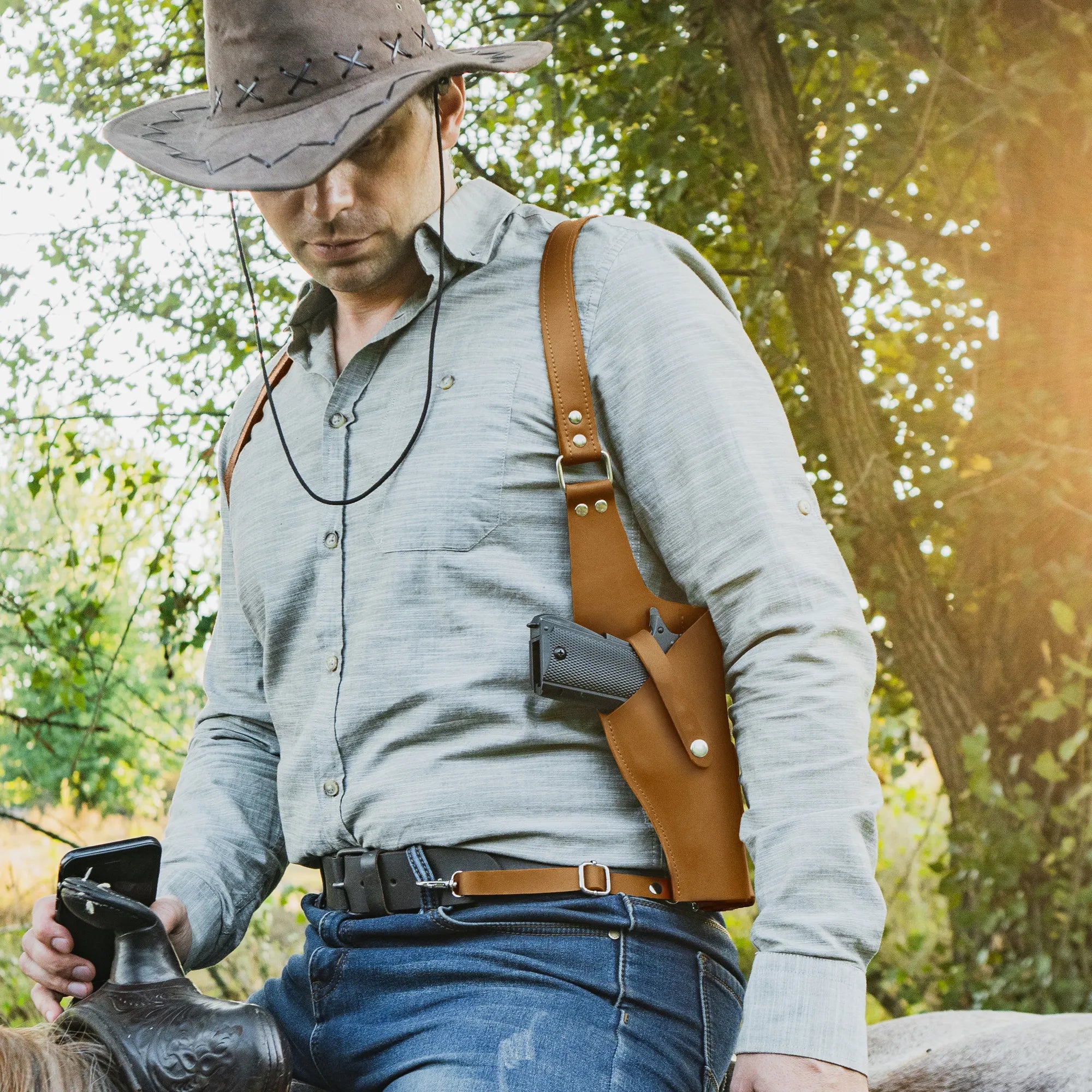 Best Gun Shoulder Holster for Concealed Carry - Comfortable & Adjustable Pistol Shoulder Harness - Perfect for CCW, Security, Police & Outdoor Activities