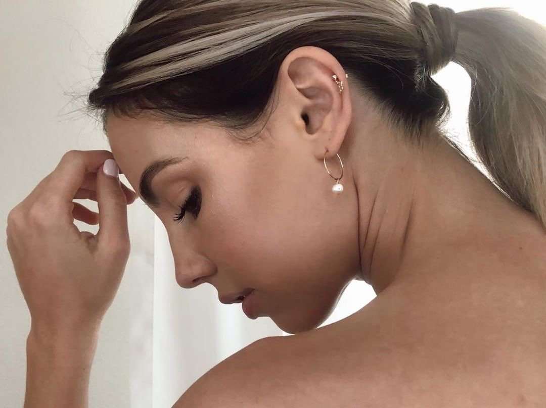 Wholesale Pearl Hoop Earrings for Women - Elegant & Timeless Jewelry for Parties, Weddings, and Everyday Wear