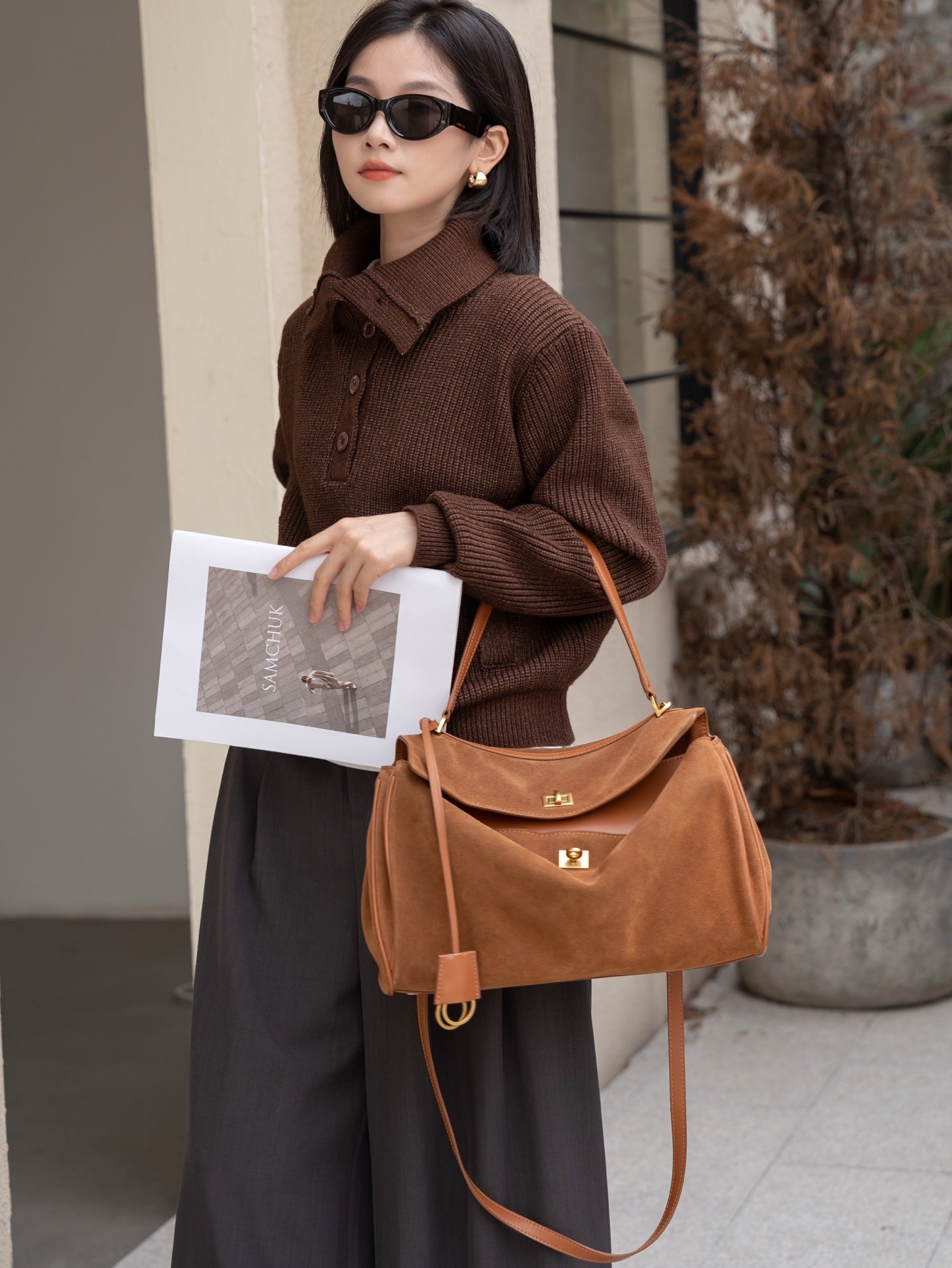 Premium Genuine Leather Shoulder Bag for Women - Fashionable Crossbody Purse with Adjustable Strap - Perfect for Work, Travel & Everyday Use