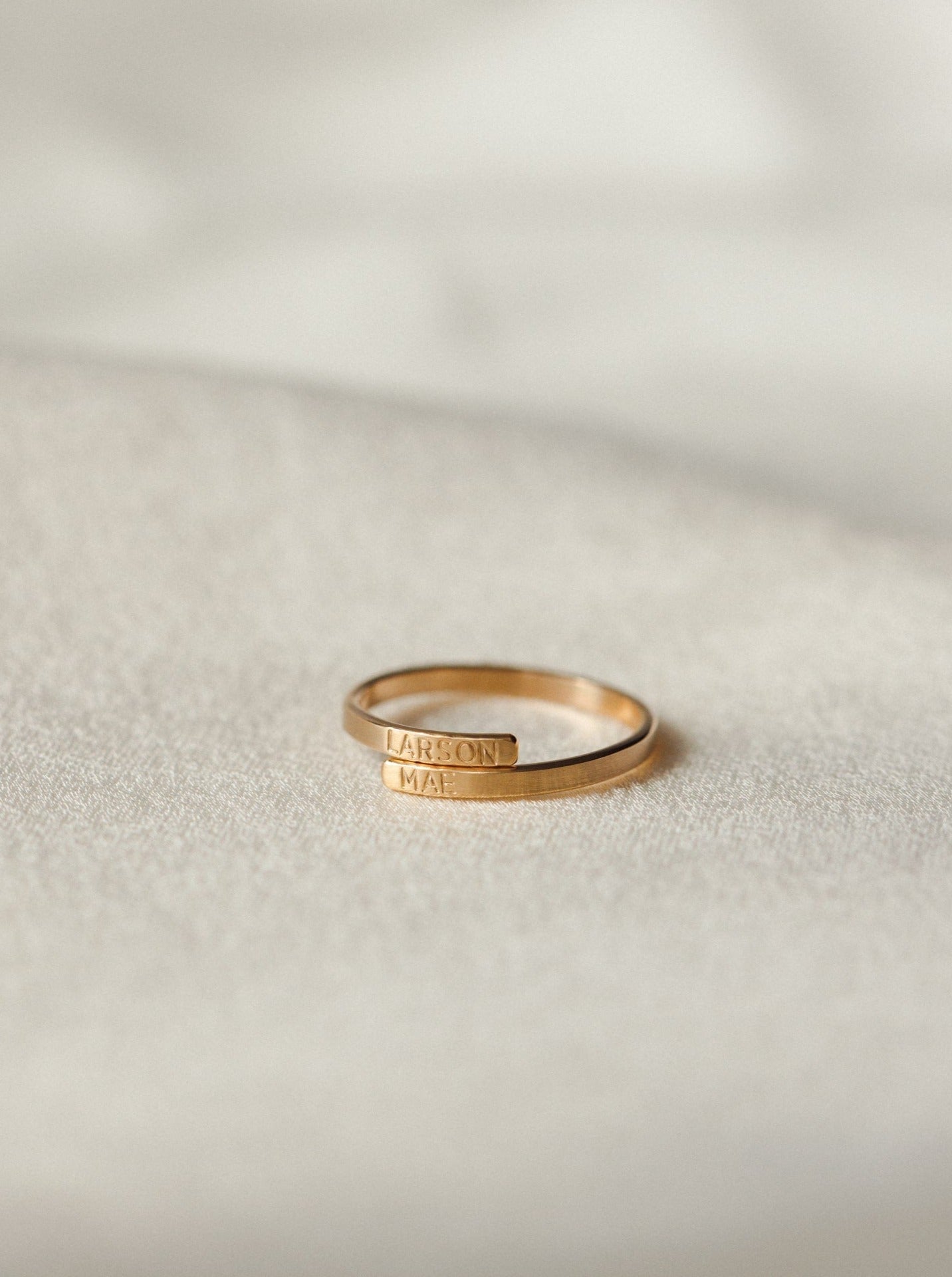 Moire Ring for Women - Elegant Stackable Gold & Silver Rings Set - Perfect for Anniversary, Wedding, and Everyday Jewelry - Gift for Her, Girlfriend, Wife