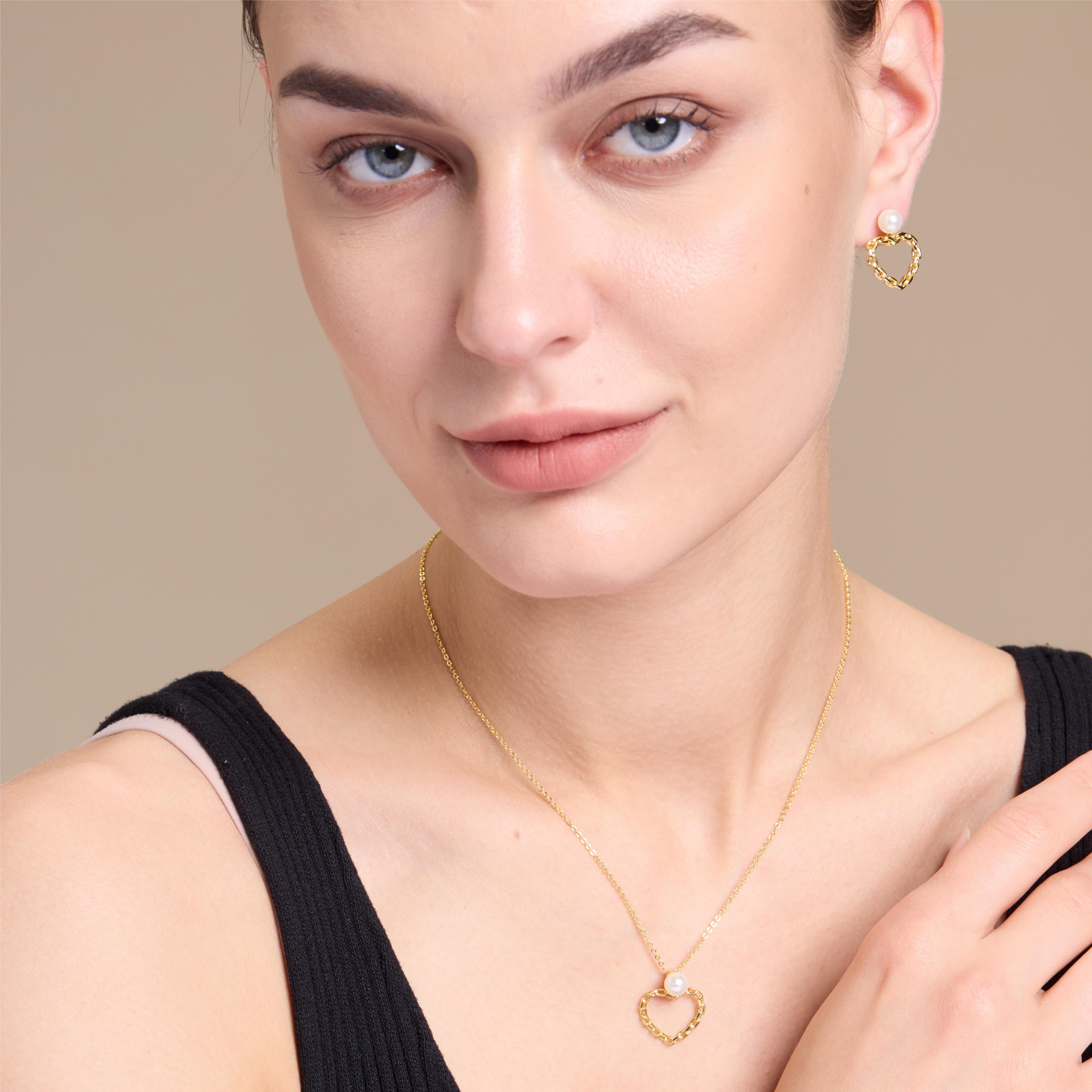 Romantic Heart Pearl Pendant Necklace for Women - Elegant 18K Gold Plated Jewelry Gift for Valentine's Day, Anniversary & Special Occasions