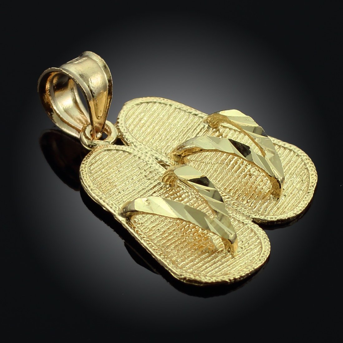 10K Gold 3D Flip Flop Sandal Pendant Necklace - Summer Beach Jewelry for Women - Perfect for Vacation, Pool Party & Casual Wear