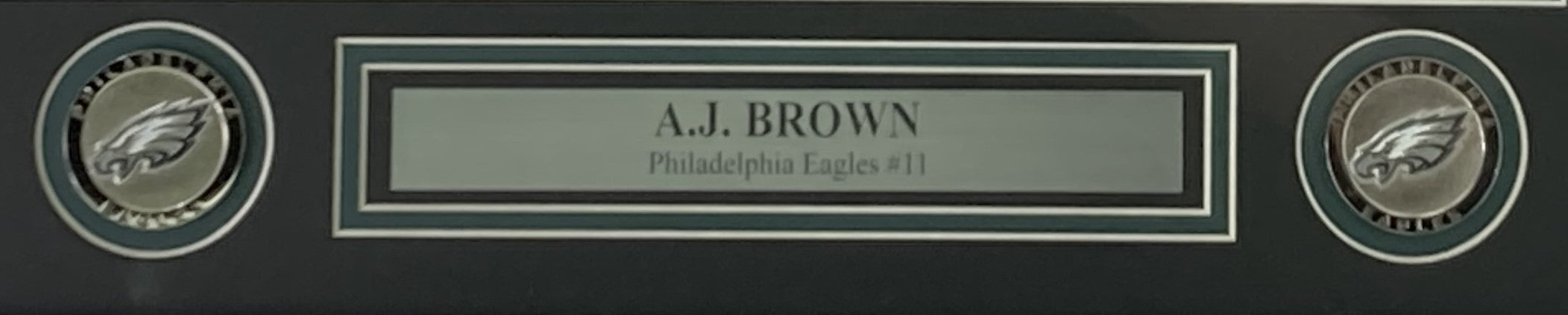 AJ Brown Autographed Framed 16x20 Philadelphia Eagles Memorabilia Photo - Perfect for Eagles Fans, Man Cave Decor, and Sports Collectors