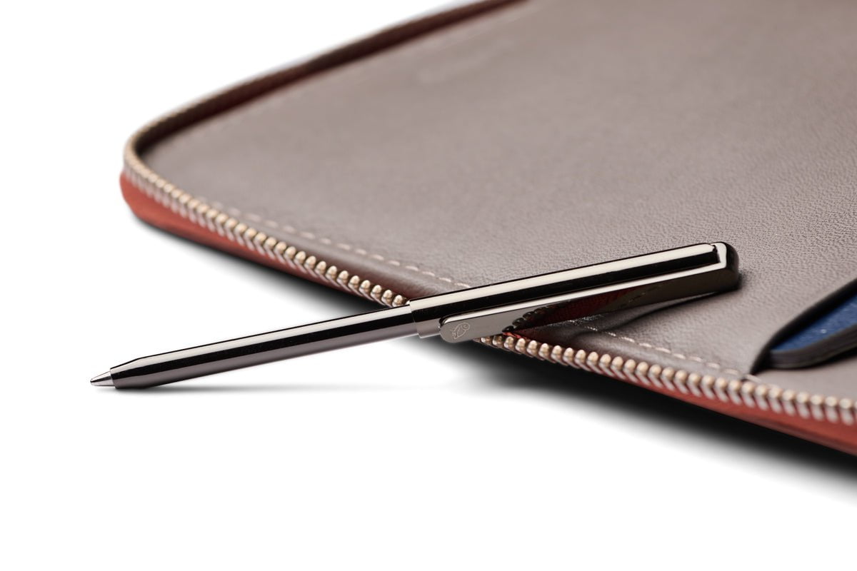 Bellroy Travel Folio Second Edition - Premium Leather Passport Holder & Travel Wallet for Men & Women - Perfect for Airports, Business Trips & International Travel