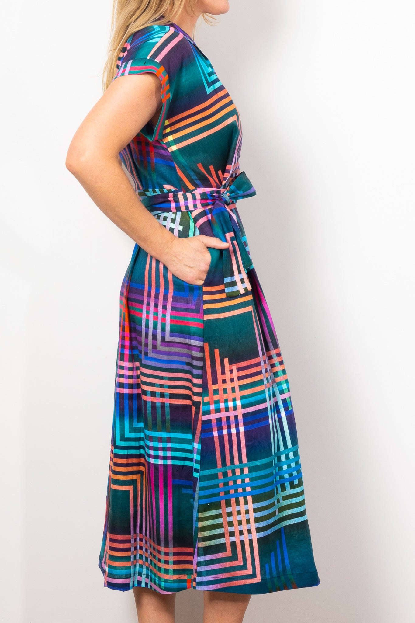ELK Minnen Wrap Dress for Women - Navy Blue Lightweight Flowy Maxi Dress for Summer, Beach, and Casual Wear