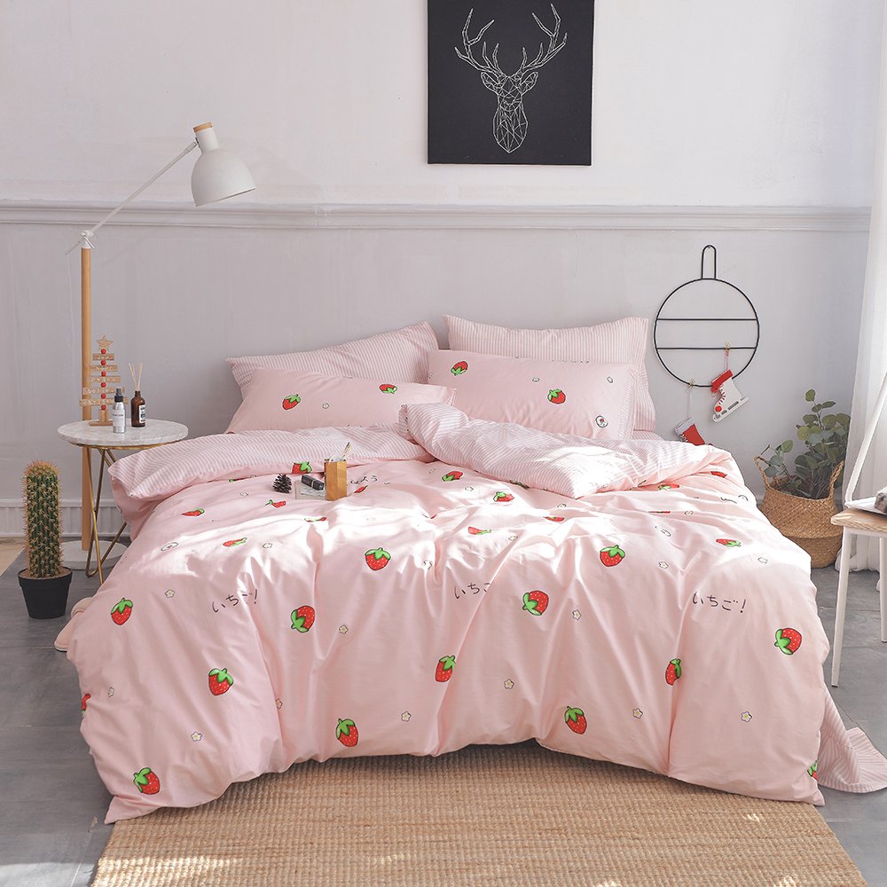 Soft Pink Anime Duvet Cover Set - 100% Cotton Kawaii Strawberry Bedding with Zipper Closure | 3-Piece Japanese Style Quilt Cover (1 Twin Duvet + 2 Pillowcases) | Perfect for Teen Girls' Room, Anime Lovers Bedroom Decor & Cozy Sleep