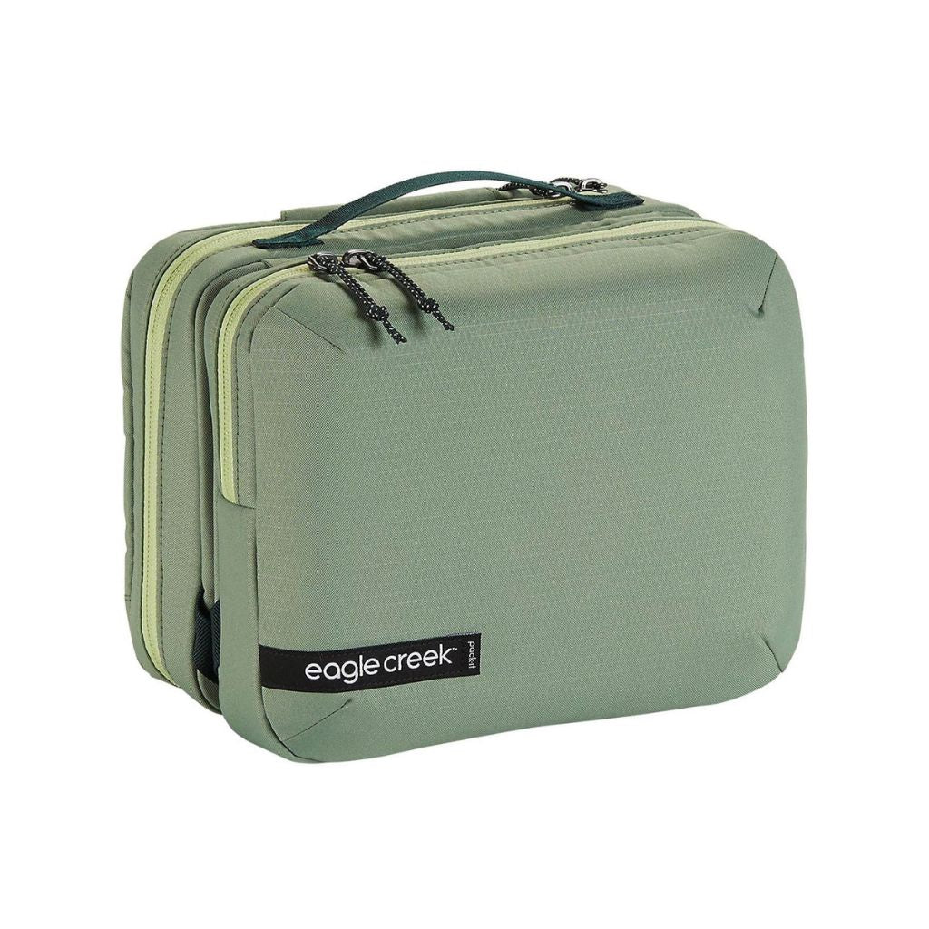 Eagle Creek PACK IT™ REVEAL Tri-Fold Toiletry Kit - Mossy Green | Water-Resistant Travel Organizer for Toiletries & Cosmetics | Perfect for Camping, Business Trips & Vacations