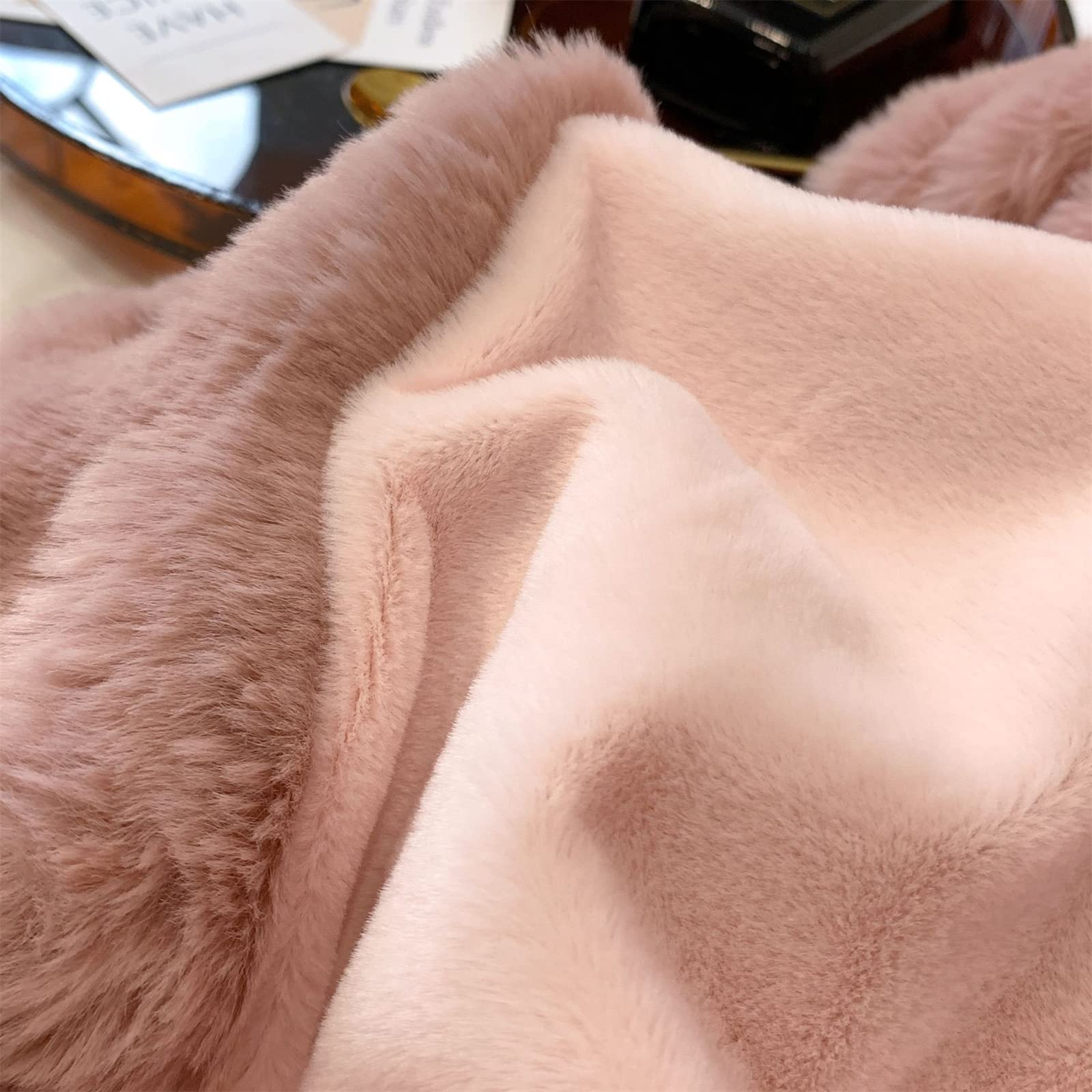 Luxury Super Soft Faux Fur Throw Blanket - 59