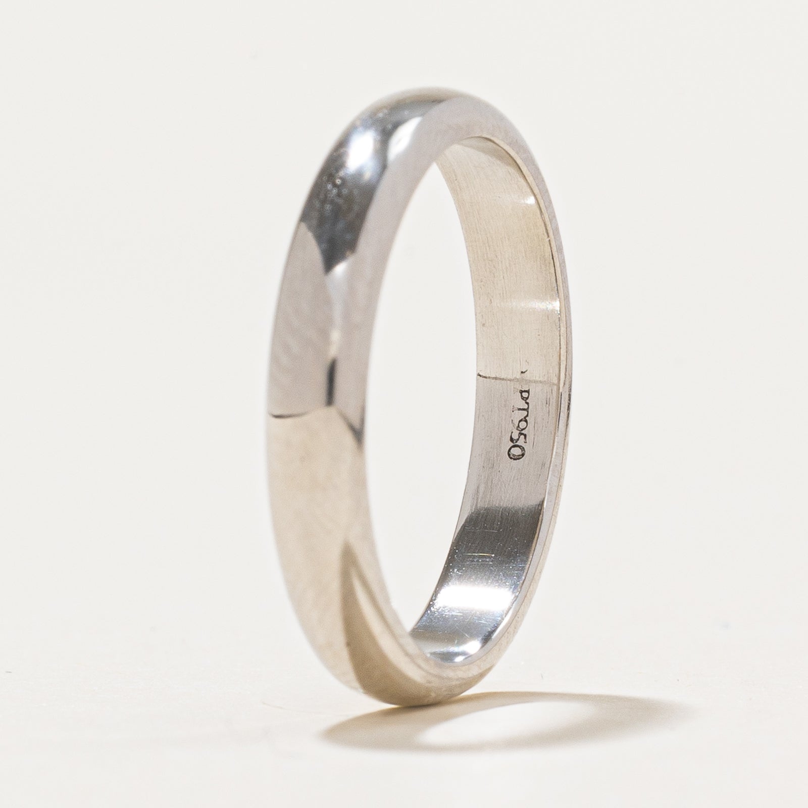 Platinum Plain Wedding Band Ring for Women - Size 4.5 - Classic Simple Wedding Jewelry for Brides, Anniversaries & Special Occasions