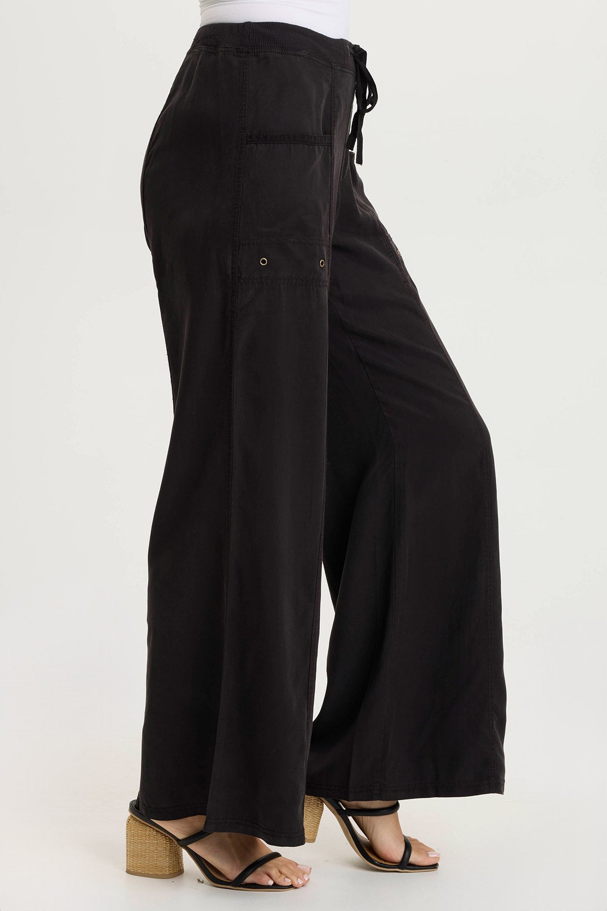 Tarla Twill Dropped Pocket Wide Leg Pants for Women - Comfortable High Waisted Loose Fit Trousers - Perfect for Office, Casual Wear & Travel
