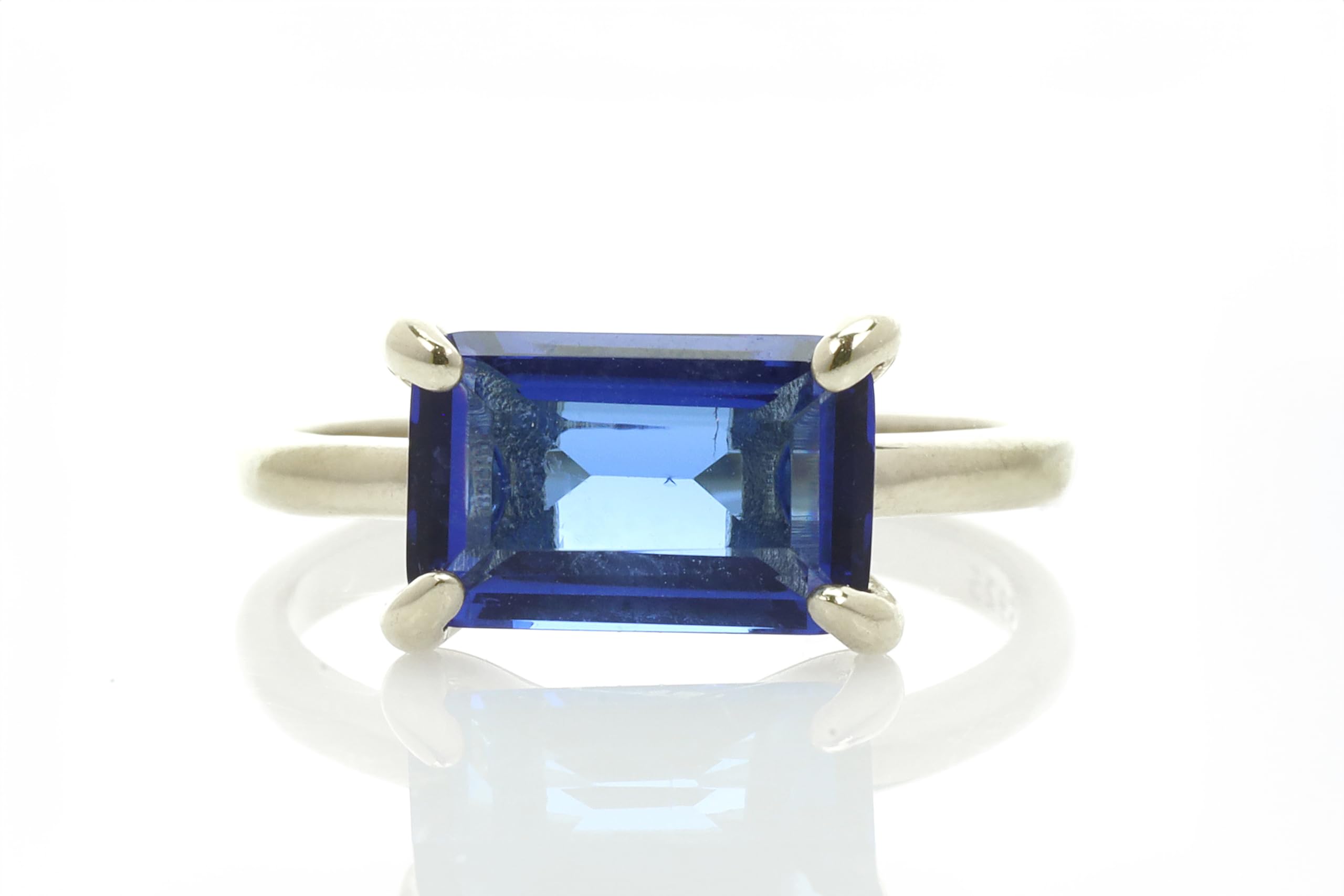 Exquisite Blue Sapphire Engagement Ring - Rectangle Solitaire Wedding Band, Custom Birthstone Jewelry for Women | Anniversary Gift with Luxury Gift Box | Perfect for Proposals, Weddings & Special Occasions