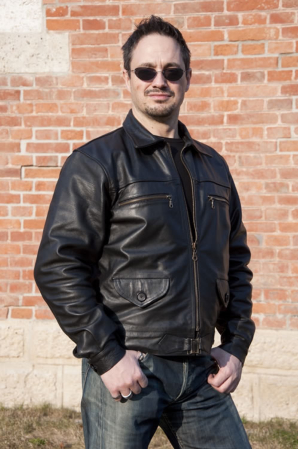 Noble House Hartmann Flight Jacket - Stylish & Warm for Outdoor Adventures