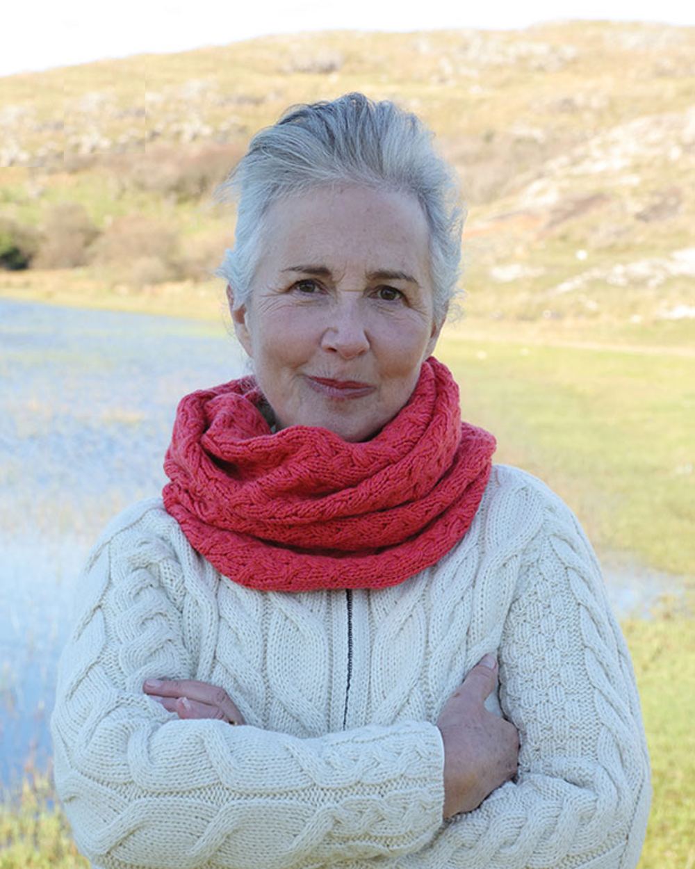 Aran Merino Wool Snood Scarf - Warm & Soft Winter Neck Warmer for Men & Women - Perfect for Skiing, Hiking & Outdoor Activities