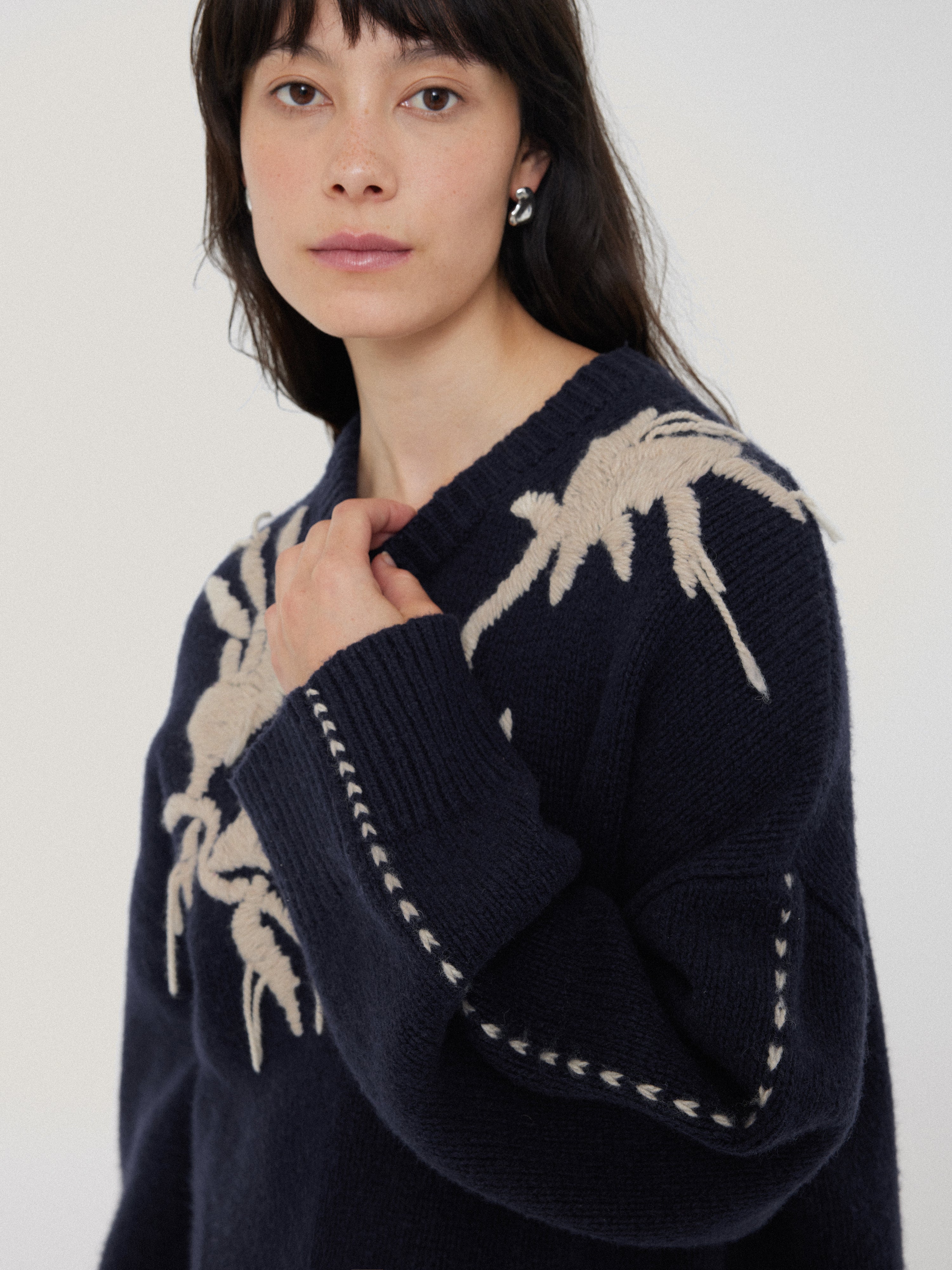 Embroidered Knitted Sweater Women's Navy Blue Pullover - Cozy Winter Fashion for Casual Outings & Office Wear