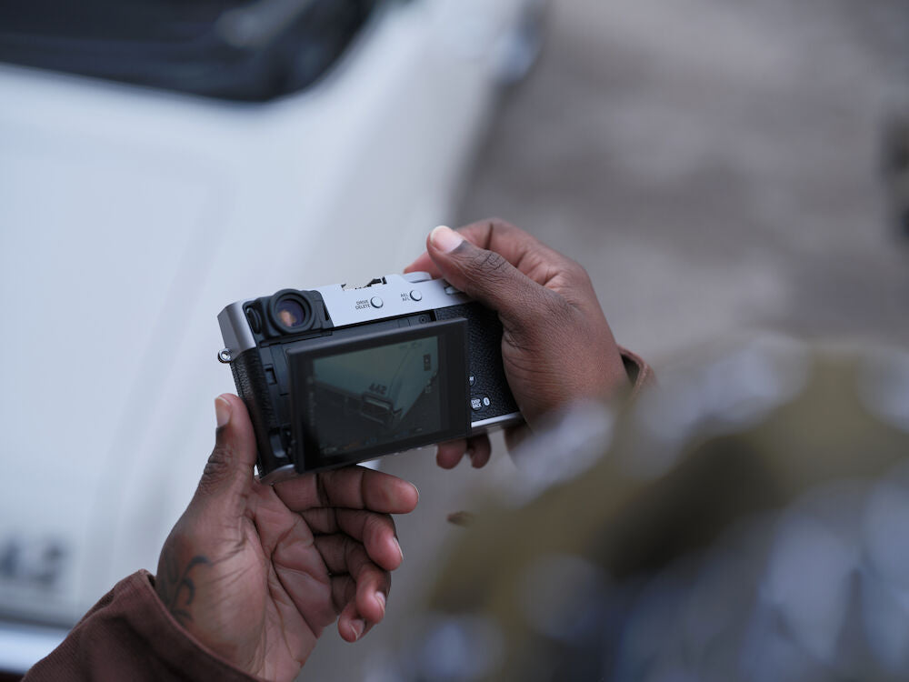 Fujifilm X100VI Digital Camera (Silver) - Premium Compact Mirrorless Camera for Street Photography & Travel Vlogging