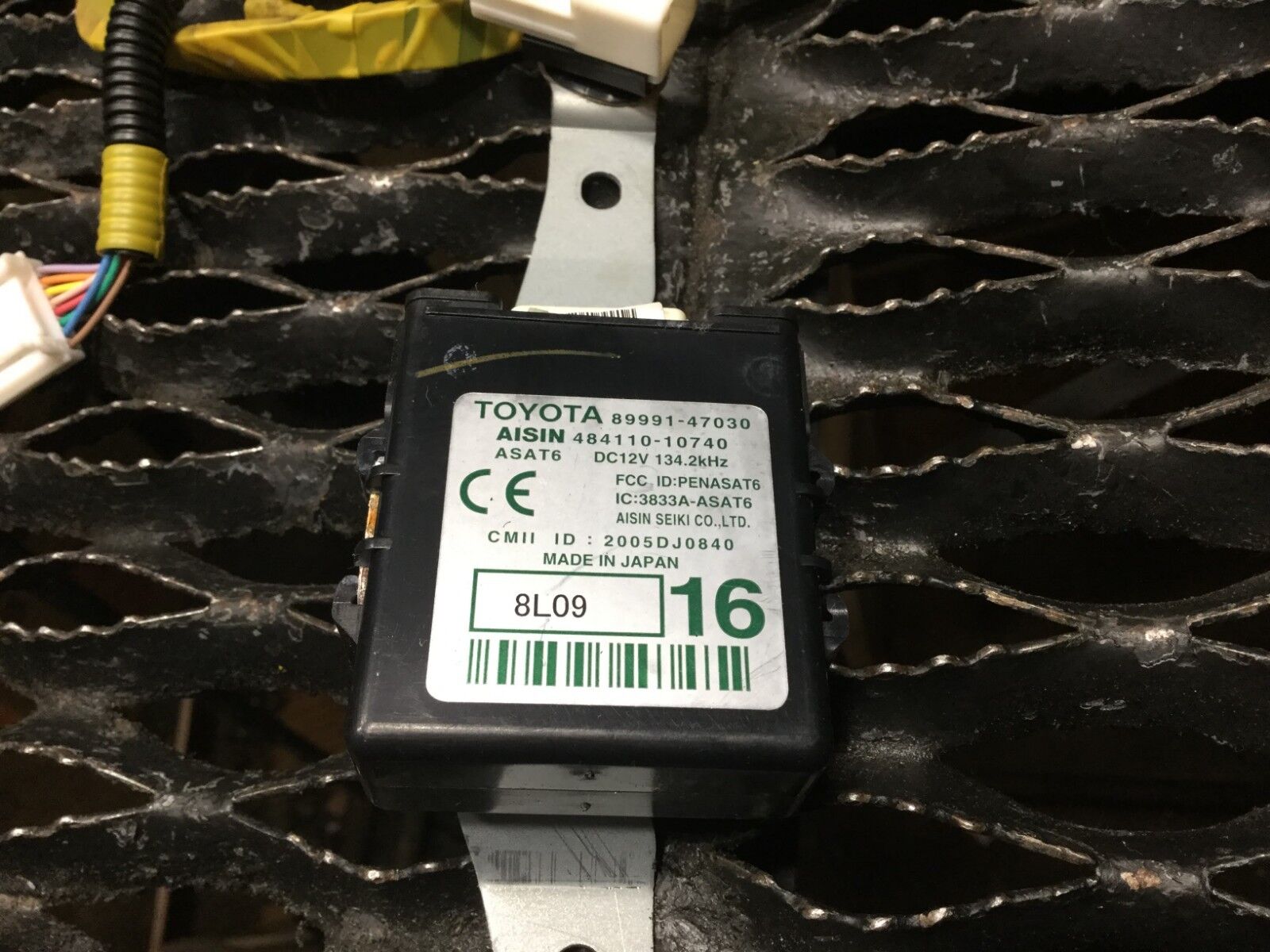 2005-2009 Toyota Prius Oscillator Computer Control Module Wire Harness OEM Replacement - Perfect for Engine Performance & Electrical System Repair