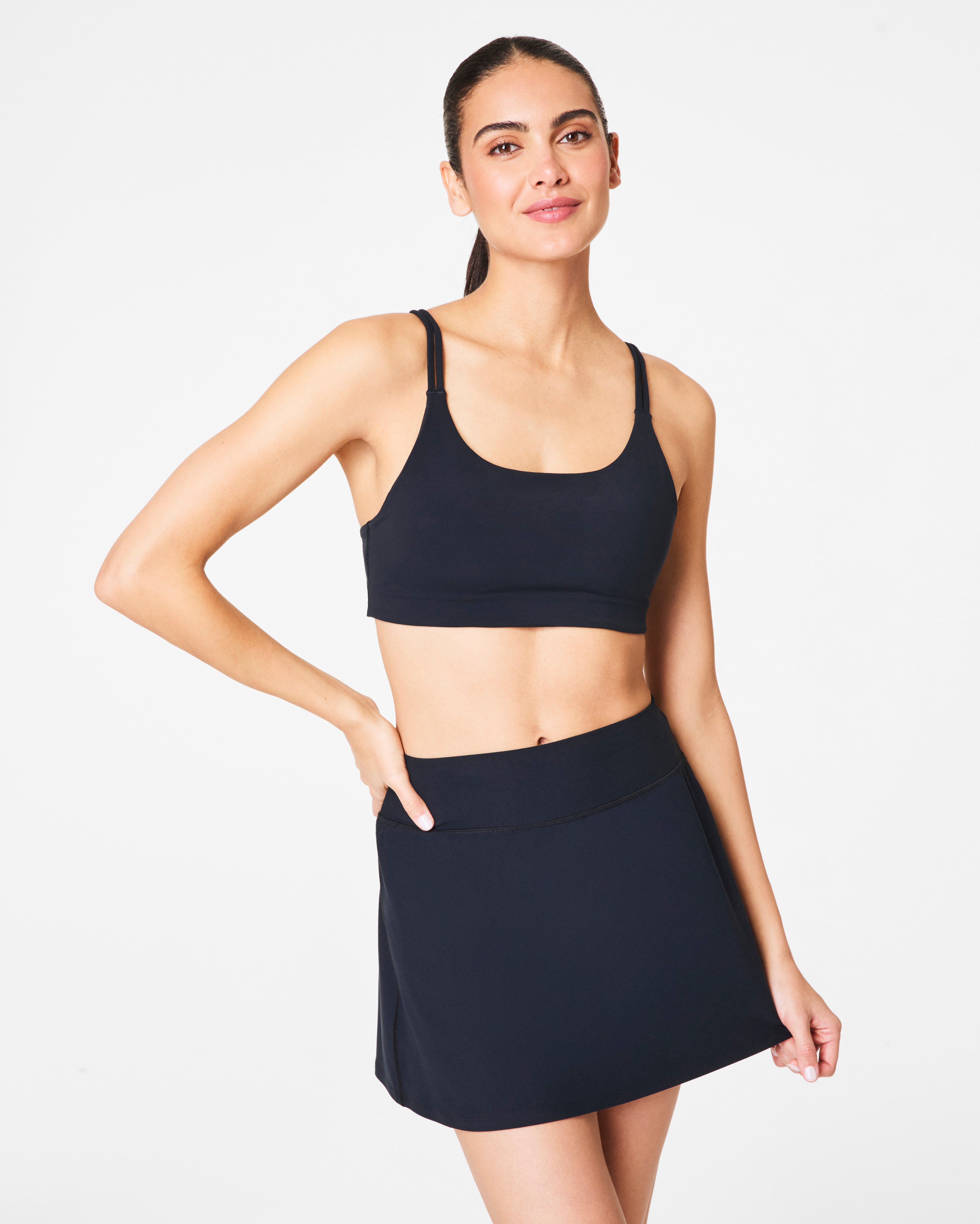 SPANX Smooth OnForm Low Impact Sports Bra - Comfortable Support for Yoga, Pilates & Light Workouts - Perfect for Active Women
