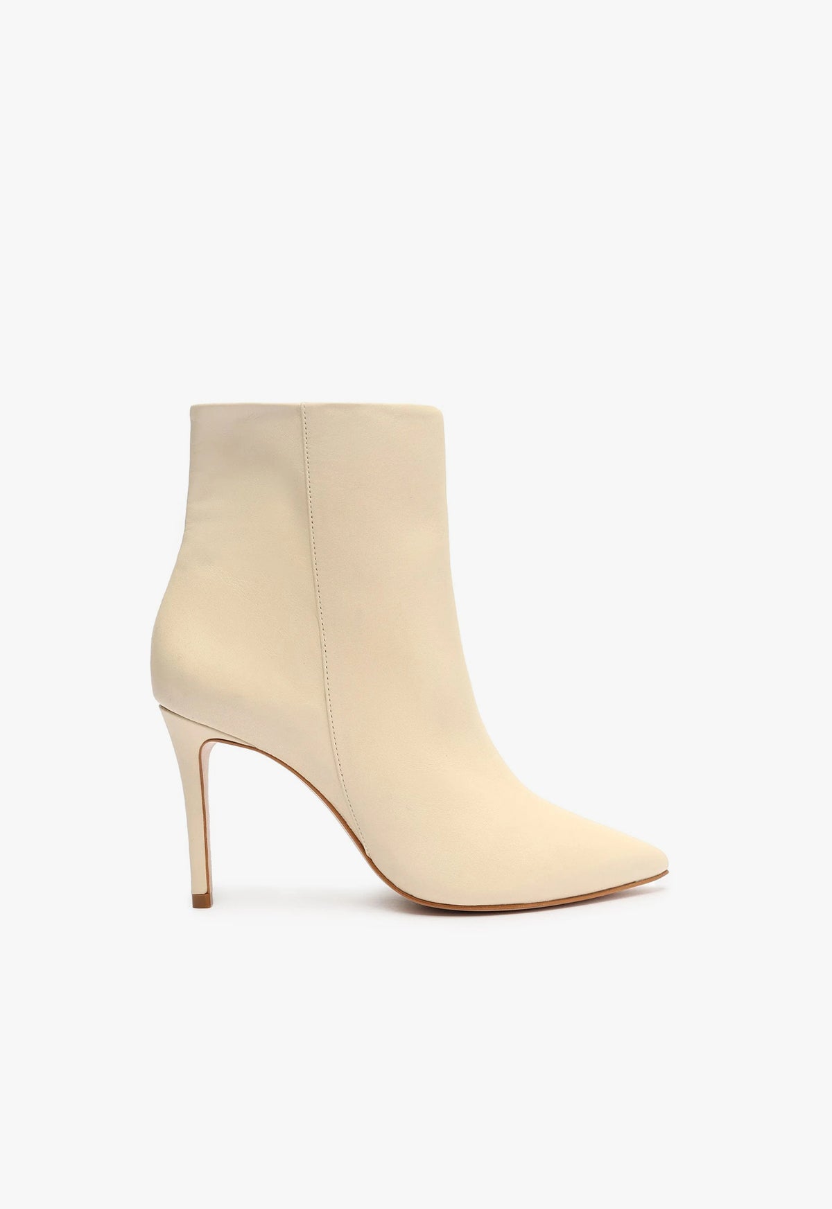 Magali Leather Bootie - Women's Stylish Ankle Boots for Fall & Winter | Comfortable & Fashionable Booties for Casual Outfits, Work & Date Nights