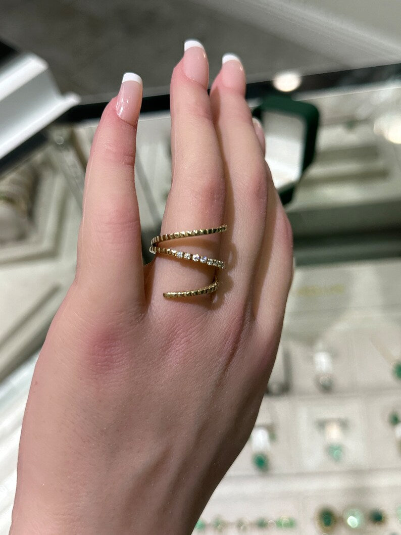 0.20tcw Brilliant Round Cut Retractable Diamond Ring 14K Gold - Adjustable Full Finger Coverage for Women, Perfect for Weddings, Anniversaries & Special Occasions