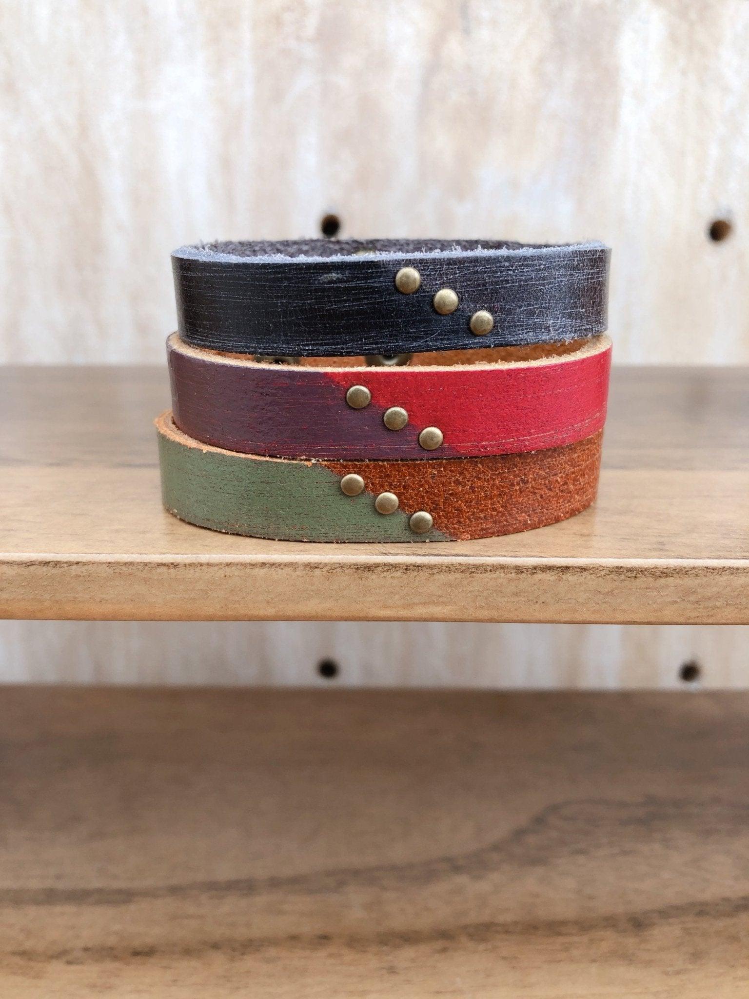 Stylish Two-Tone Leather Bracelet for Men & Women - Adjustable & Durable Fashion Accessory for Casual, Office & Date Night Outfits