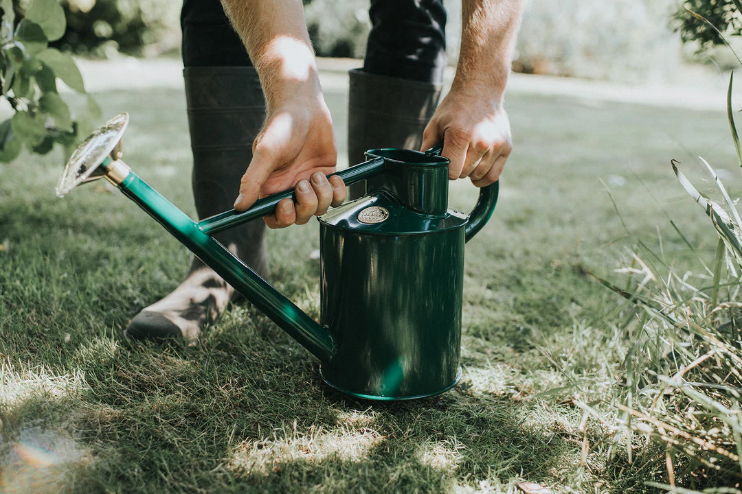 Premium Haws 'The Bearwood Brook' 4.5L Green Watering Can - Perfect for Indoor Plants, Garden Flowers & Outdoor Gardening