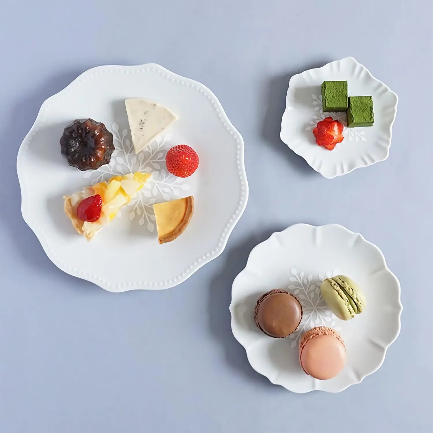 Premium Harekutani Yuki Kessho Porcelain Dinner Plate - Elegant Japanese Ceramic Tableware for Fine Dining, Wedding Gifts & Home Decor