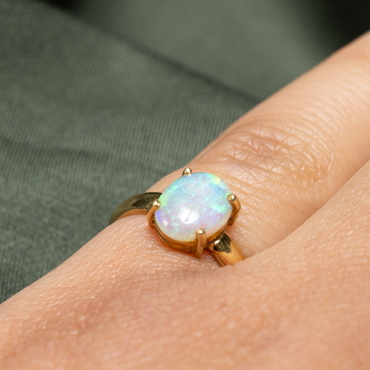 14K Gold Oval Opal Ring - 0.82ct Genuine Opal - Size 5 - Elegant Birthstone Jewelry for Women - Perfect for Engagement, Anniversary & Special Occasion Gifts