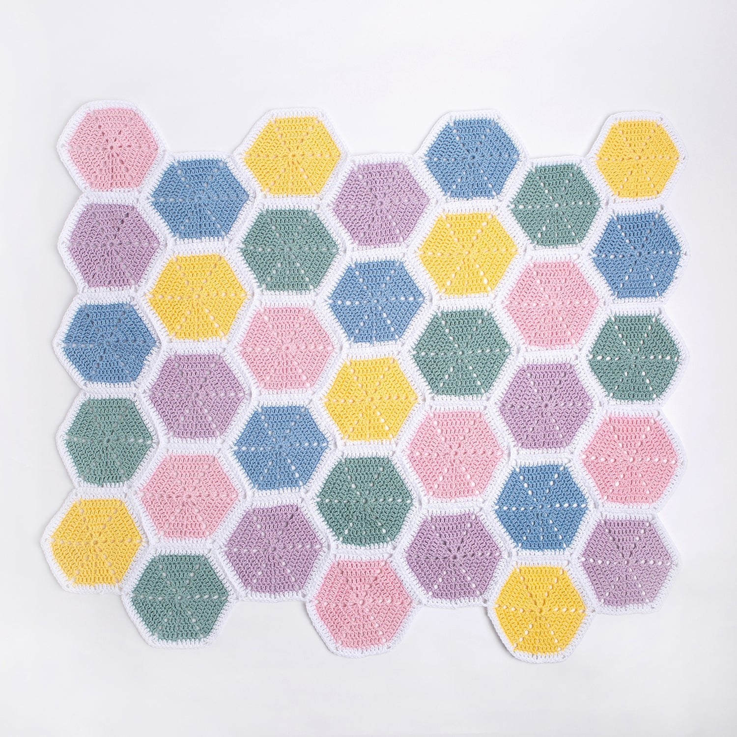 Crochet Honeycomb Baby Blanket Kit - Soft Cotton Blanket Making Set for Newborns & Toddlers - Perfect for Nursery, Gift Giving & DIY Craft Projects