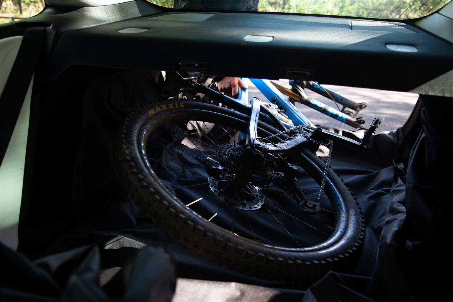 Hiplok Ride Shield - Durable Car & Bike Protector for Secure Parking | Anti-Theft Vehicle Accessory for Urban Commuters & Outdoor Enthusiasts