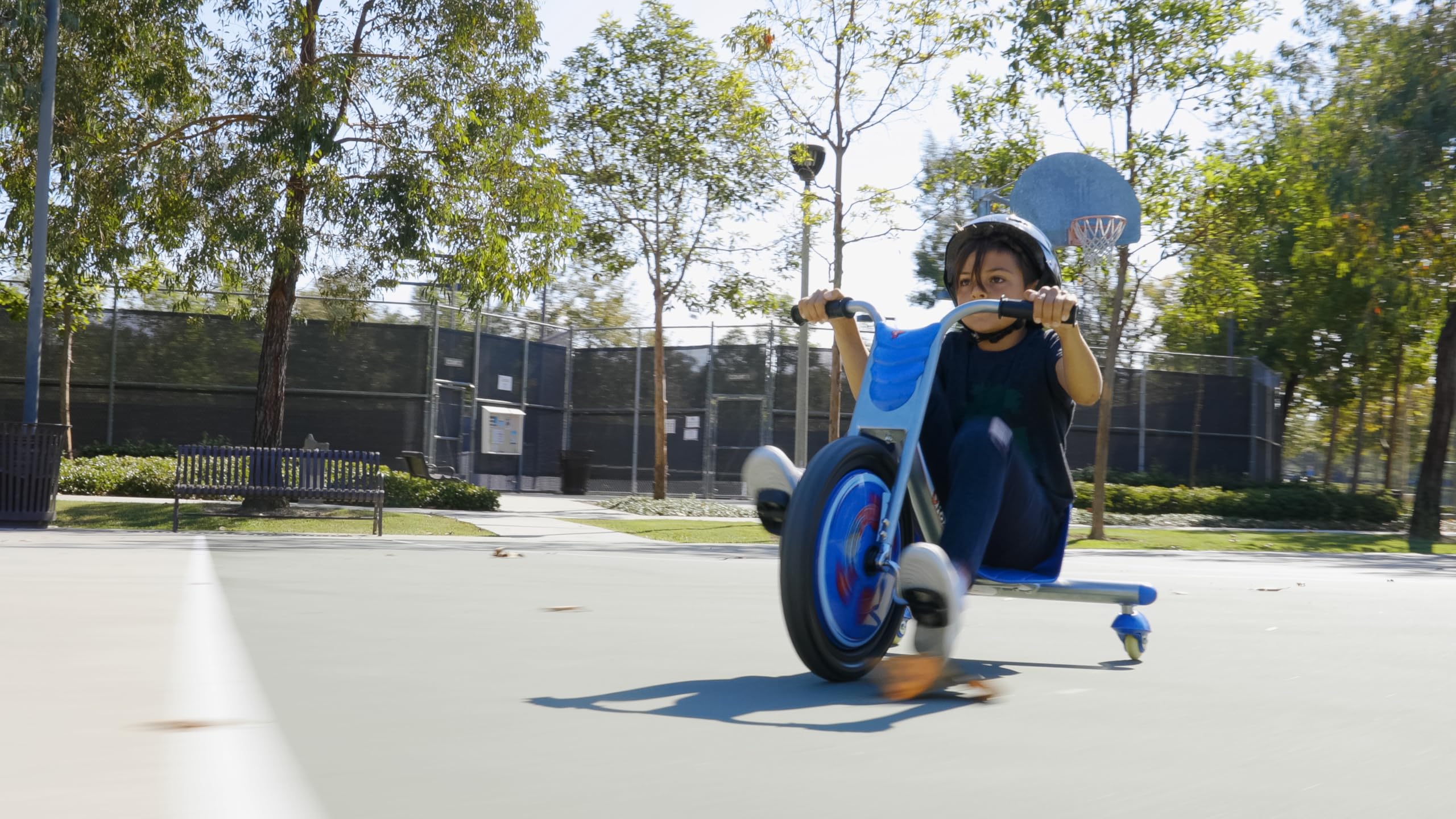 Razor Rip Rider 360 Caster Trike - Drifting 3-Wheel Scooter for Kids & Teens - Outdoor Fun & Backyard Drifting - Perfect for Driveways, Parks & Neighborhood Rides