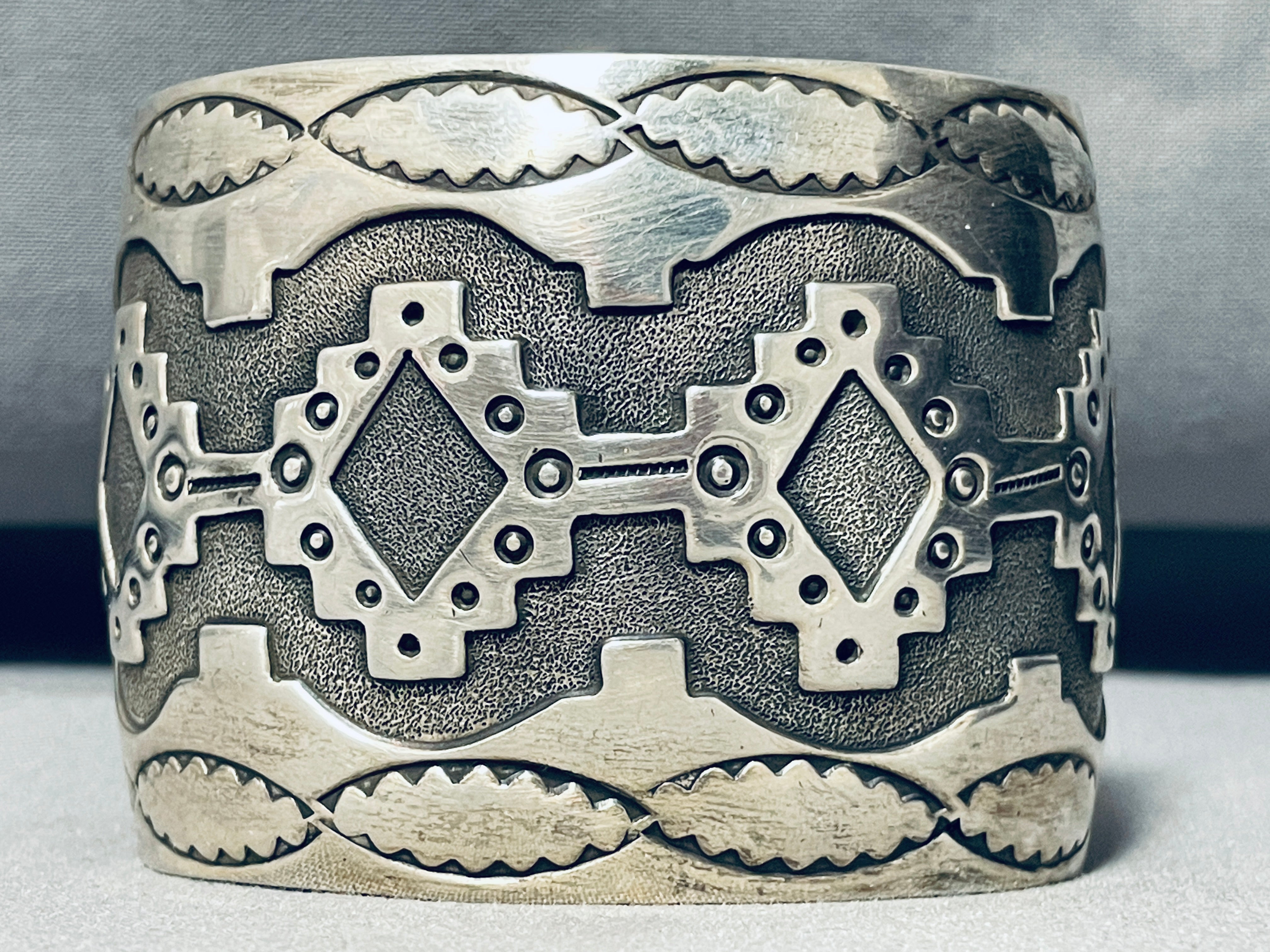 Handmade Vintage Navajo Sterling Silver Bracelet - 107g Authentic Native American Jewelry for Women, Perfect for Boho Fashion & Special Occasions