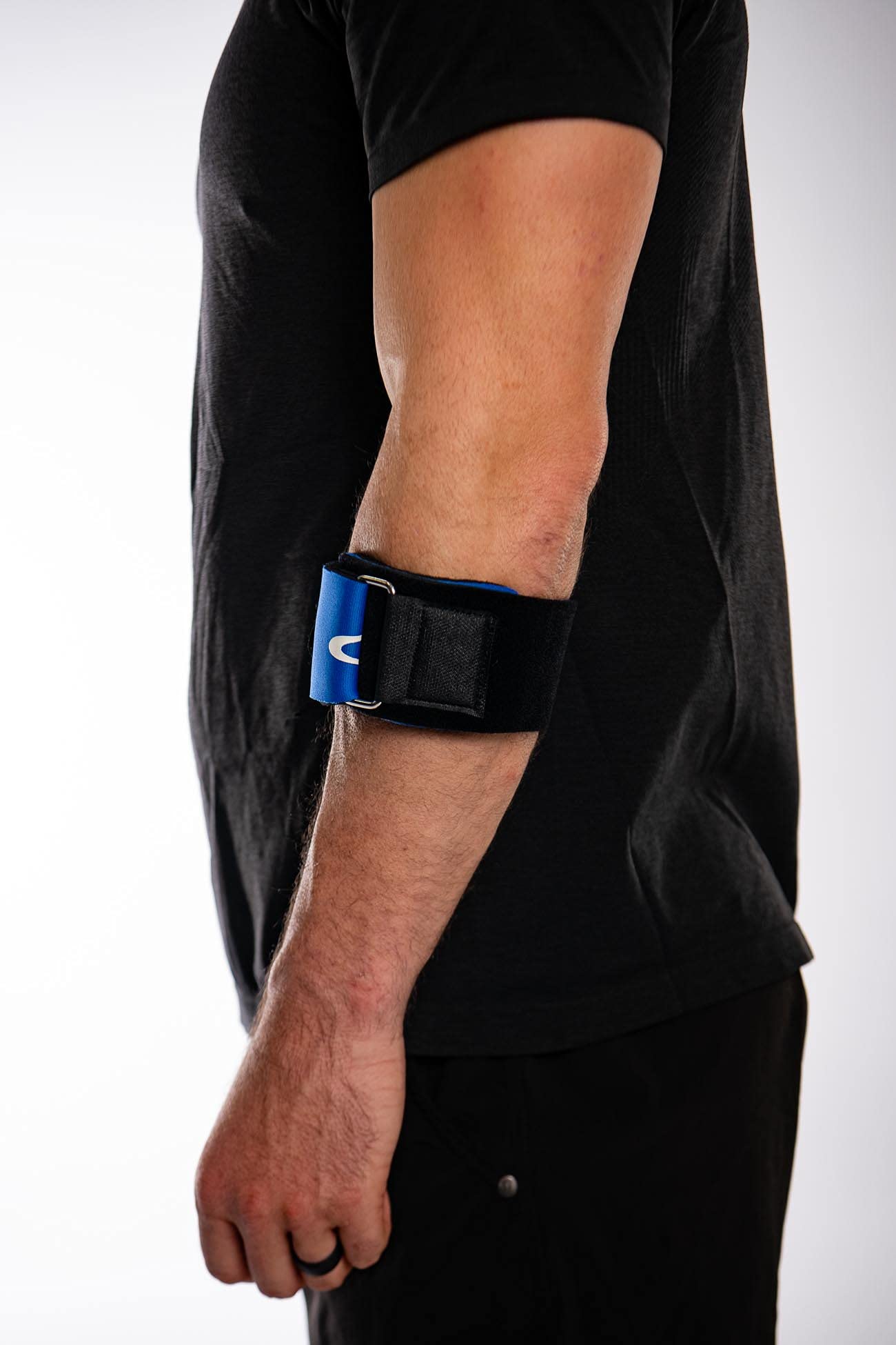 Nevin Sports Med Tennis Elbow Brace Support - Gray Compression Sleeve for Pain Relief & Tendonitis - Ideal for Tennis, Golf, Weightlifting & Daily Activities
