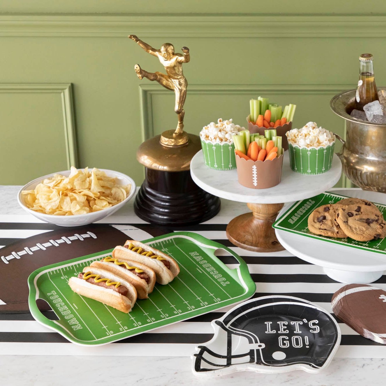 Eco-Friendly Bamboo Reusable Serving Tray for Football Tailgating, Picnics & Home Decor | Biodegradable Party Platter for Snacks & Appetizers