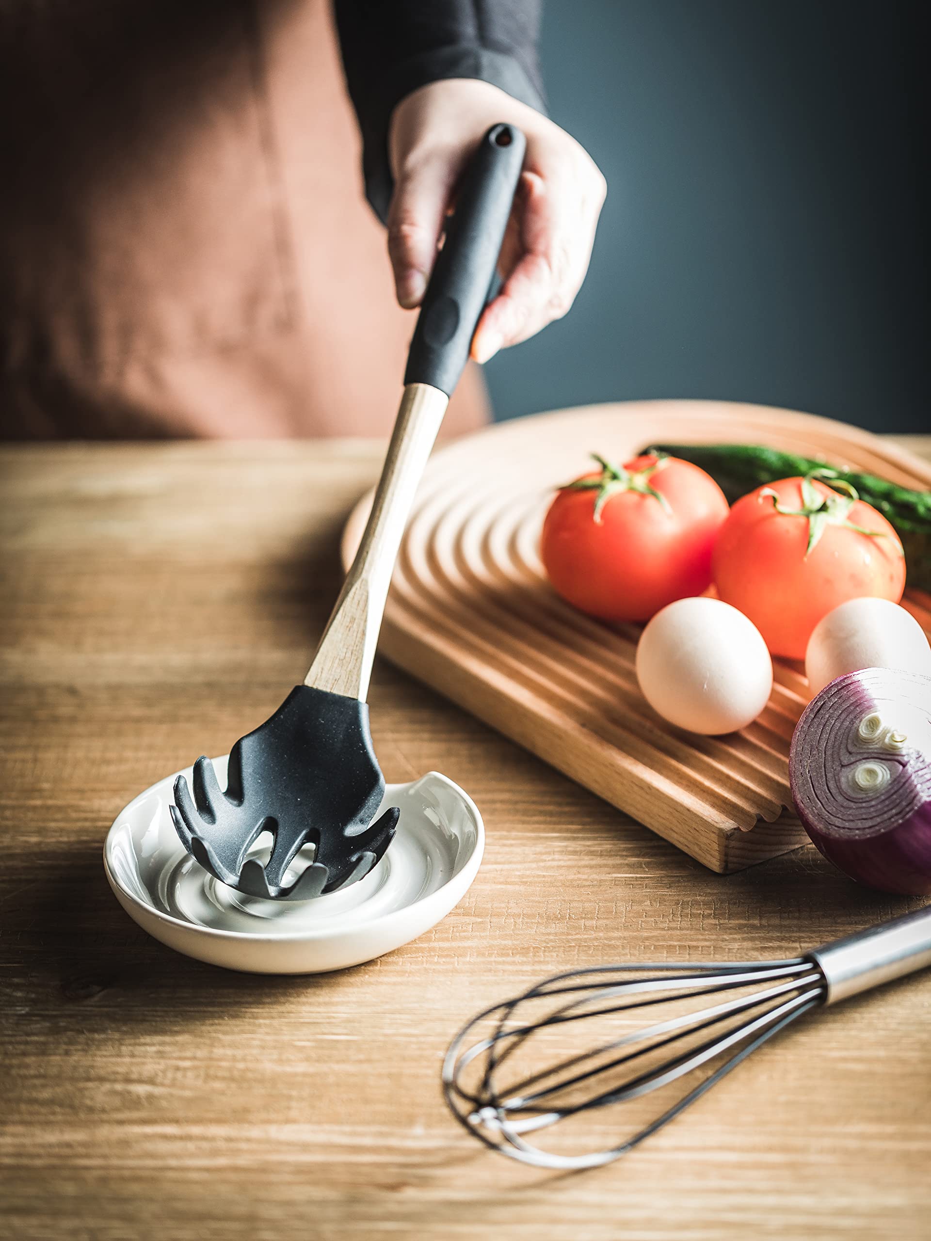 Ceramic Spoon Rest for Stove Top - Kitchen Utensil Holder for Spatula, Coffee Spoon & Cooking Tools | Durable White Spoon Cradle | Perfect Kitchen Accessory & Christmas Gift for Home Cooks (Great for Stovetop Cooking, Baking & Meal Prep)