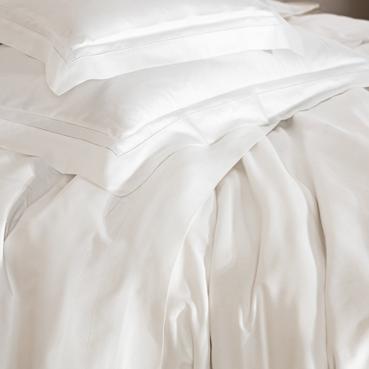 Frette Doppio Ajour Standard Sham - Luxury White Embroidered Pillowcase for Bedroom & Home Decor