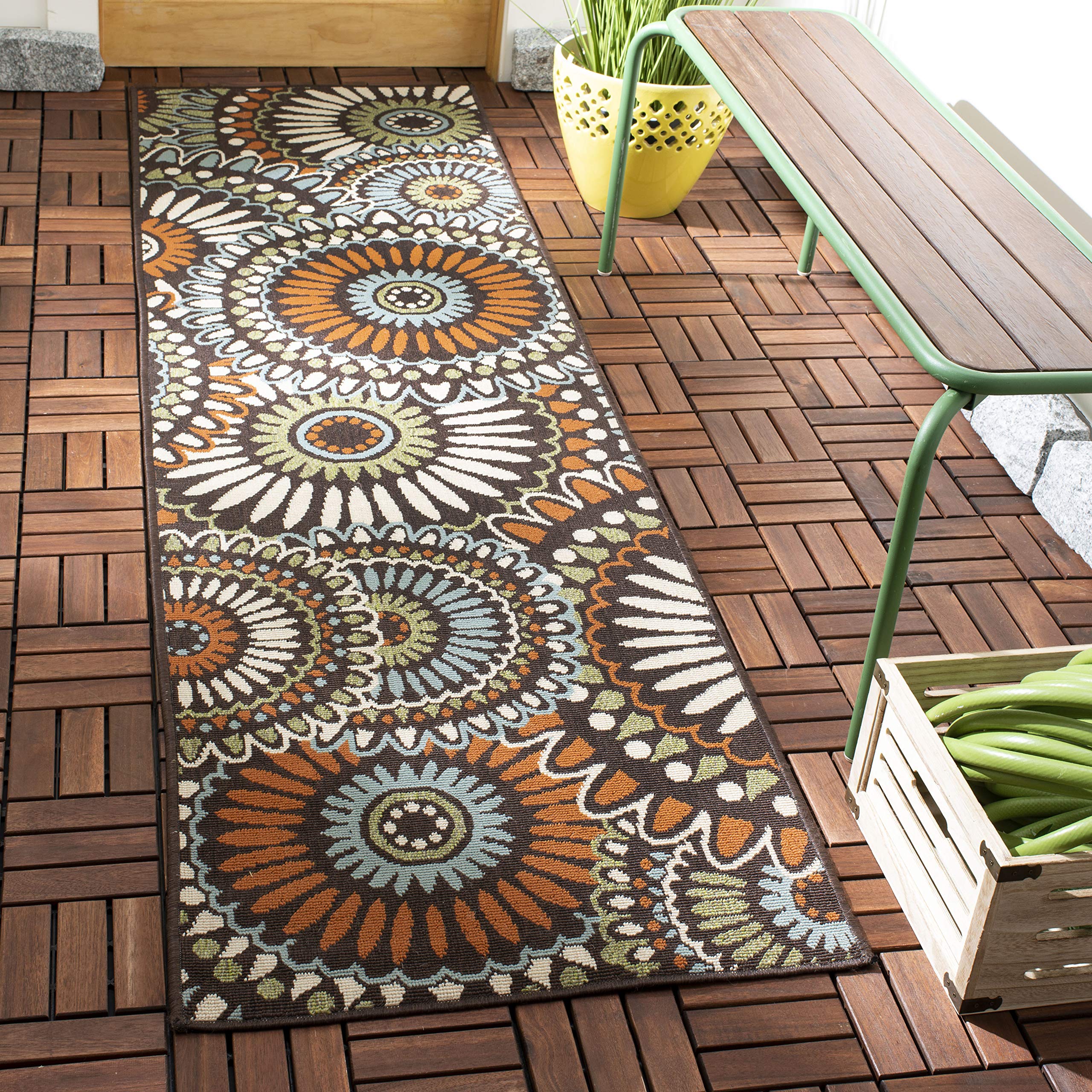SAFAVIEH Veranda Collection 2'3