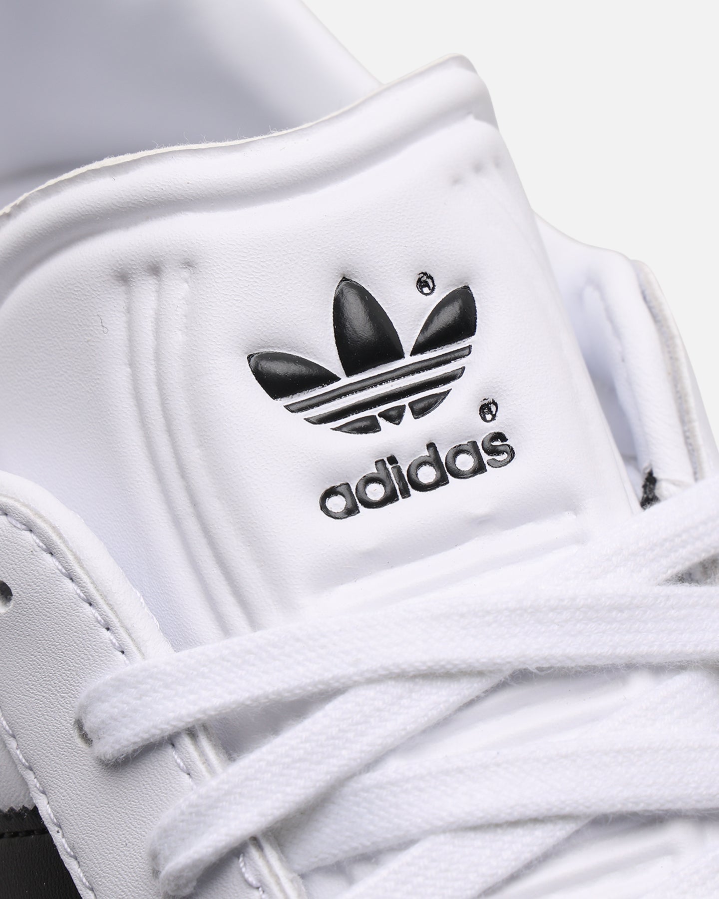 Adidas Gazelle White/Gum Women's & Men's Sneakers - Classic Comfortable Casual Shoes for Running, Walking & Gym - Perfect for Everyday Wear & Street Style