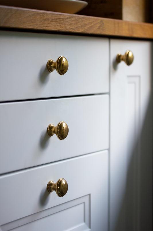 Knopp Lagerlöf 30mm Solid Brass Cabinet Knob - Elegant Hardware for Kitchen Cabinets, Dressers & Furniture (Set of 10) | Perfect for Home Renovation & DIY Projects