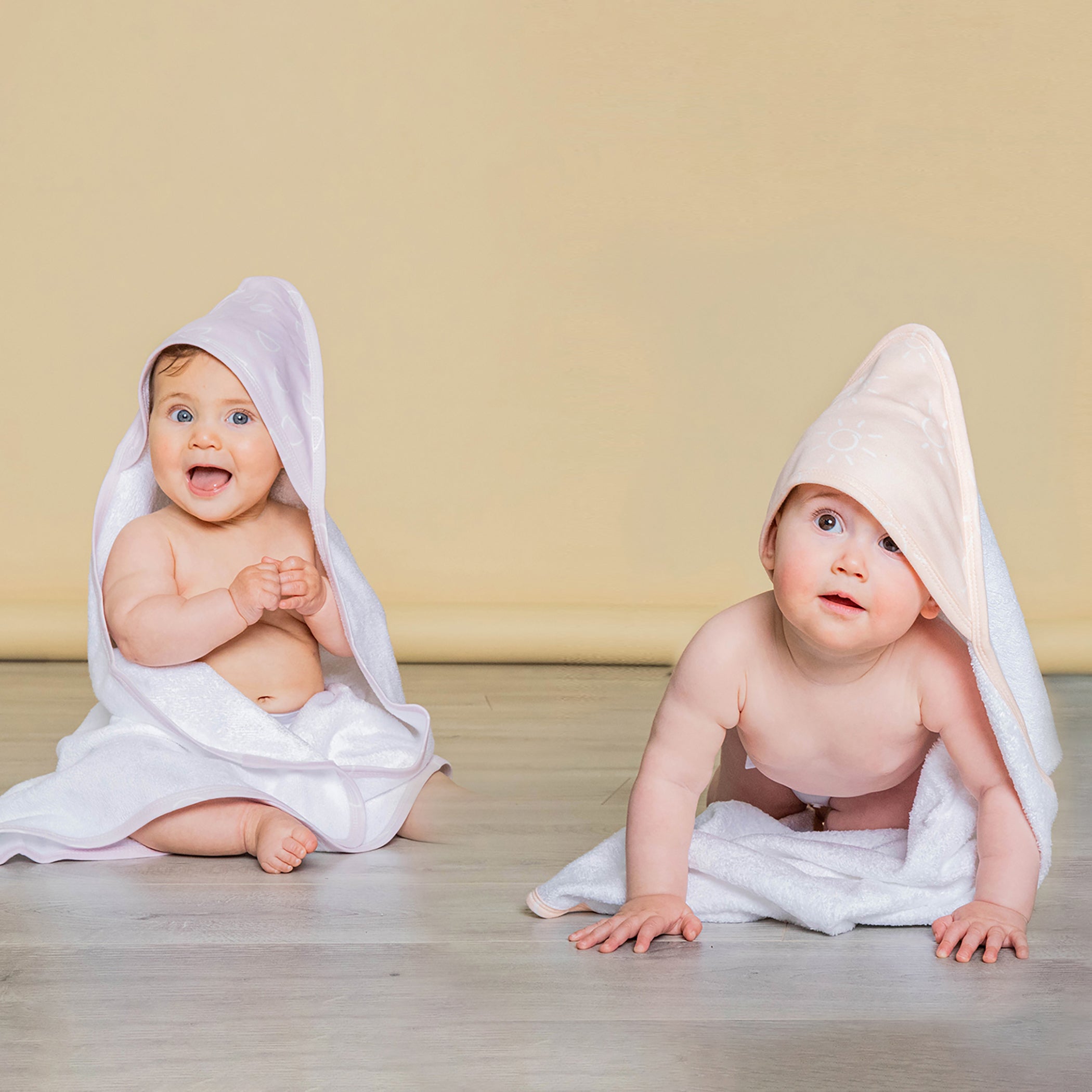 Nordic 2-Pack Hooded Baby Towel Set - Soft Peach & Lilac for Newborns, Infants & Toddlers - Perfect for Bath Time, Swimming & Beach Outings