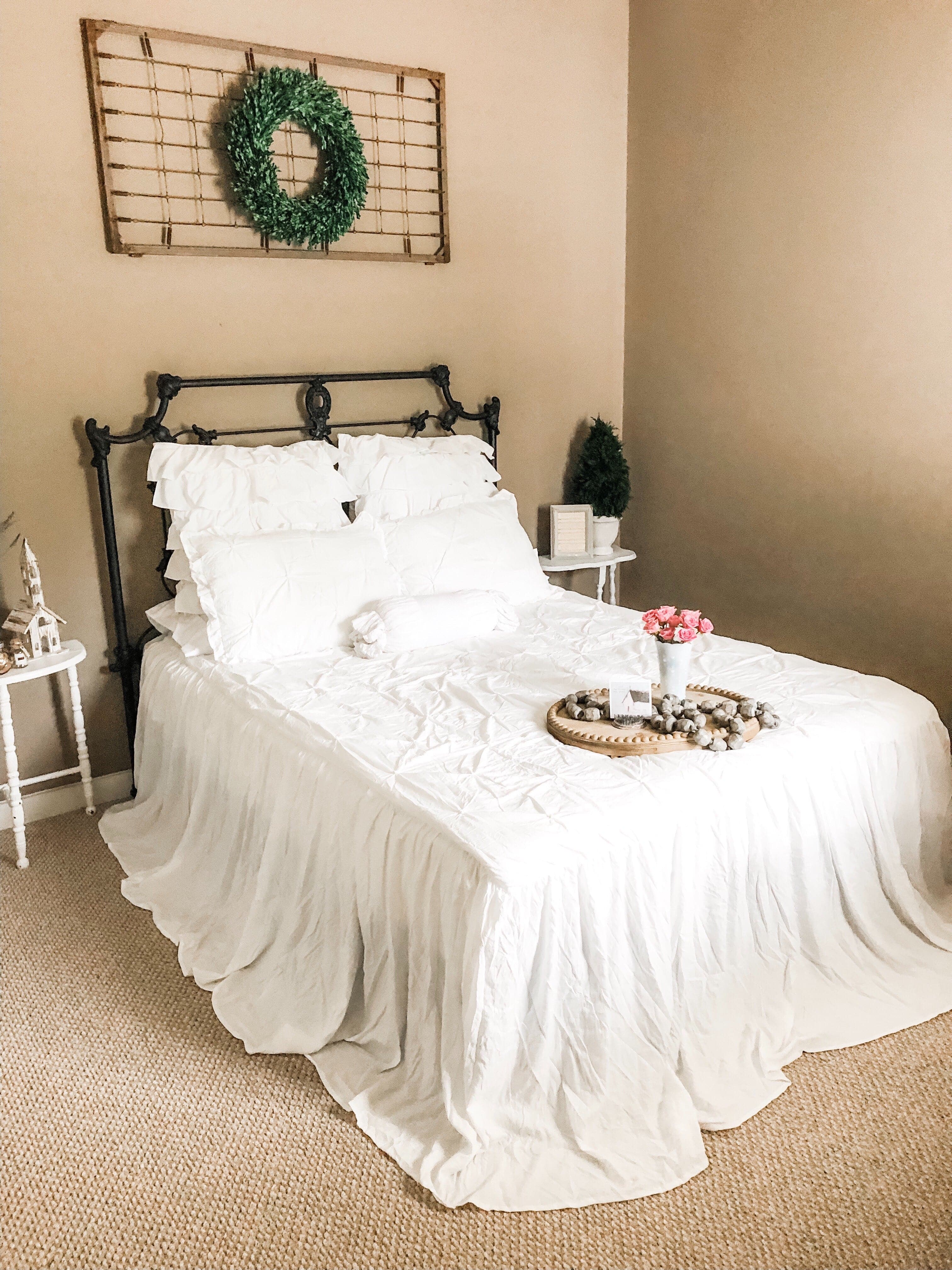 Ravello Pintuck Ruffle Skirt Bedspread Set - Elegant Queen Size Bedding with Ruffled Design for Master Bedroom Decor | Perfect for Guest Rooms, Hotels & Luxury Home Styling