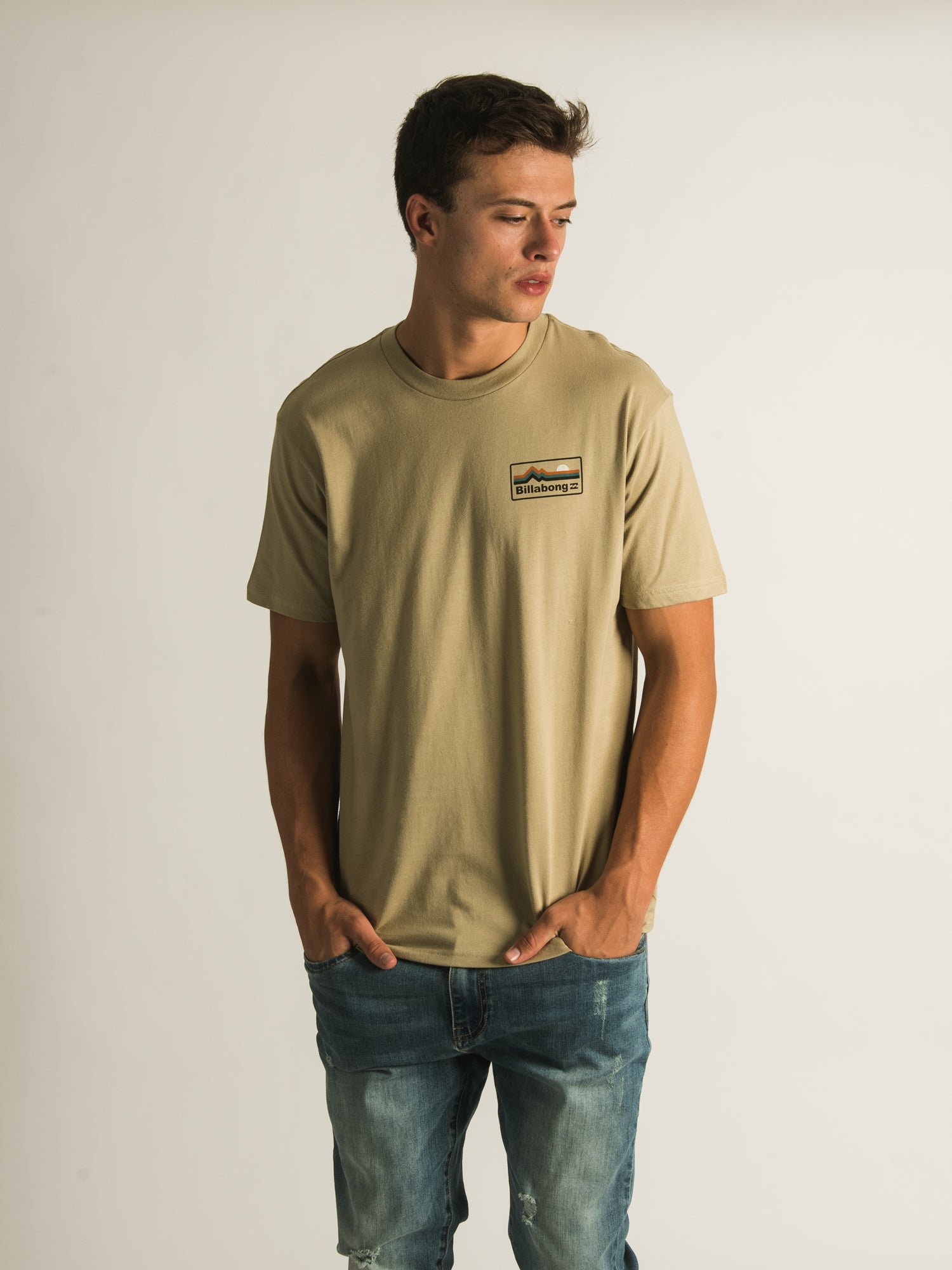 BILLABONG RANGE T-SHIRT - Men's & Women's Graphic Tee | Soft Cotton Short Sleeve Shirt | Clearance Sale | Perfect for Surfing, Beach & Casual Wear