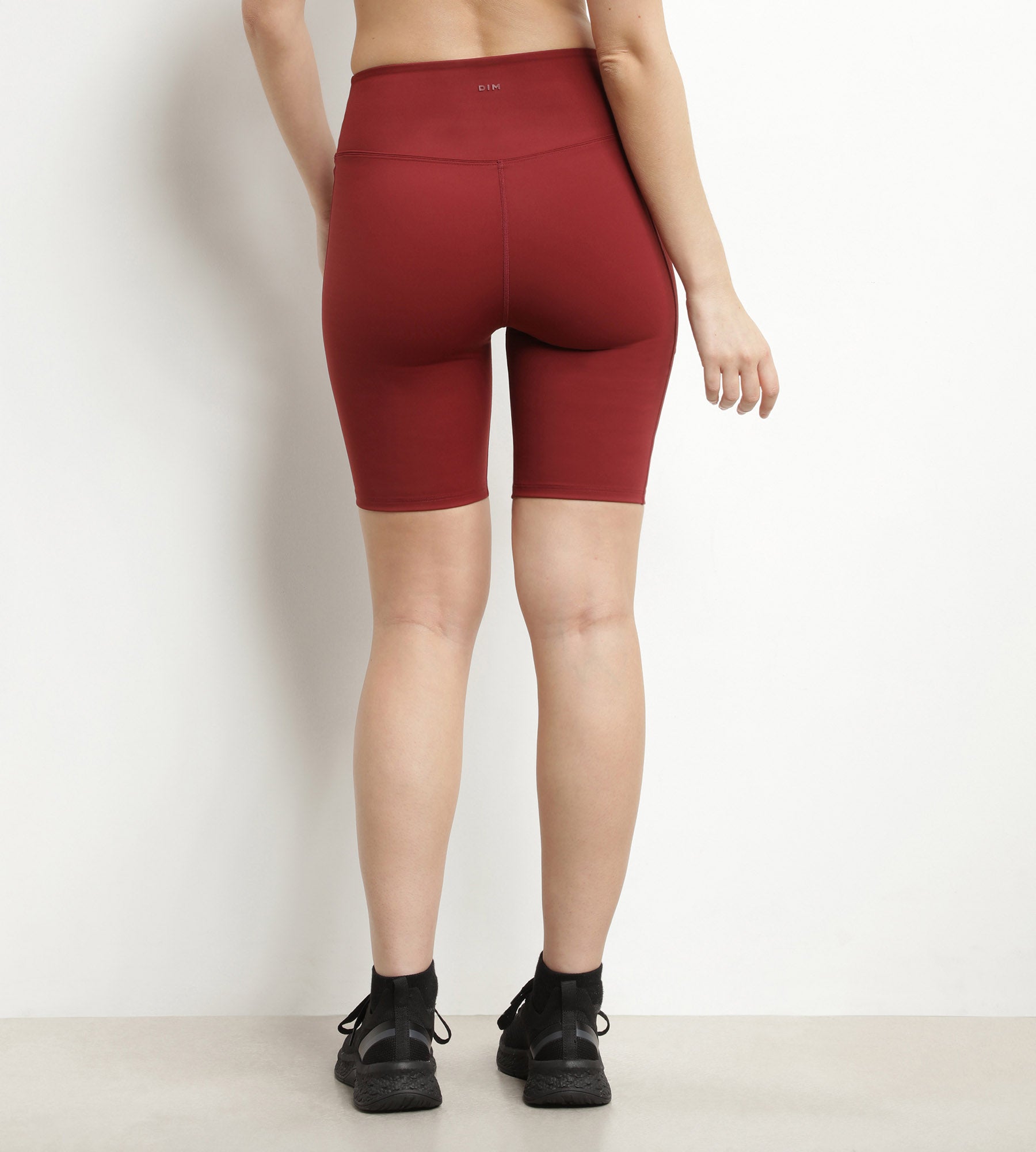 Women's Sculpting Sport Cycling Shorts - High-Performance Microfiber Bordeaux Dim Move for Road Biking & Indoor Training
