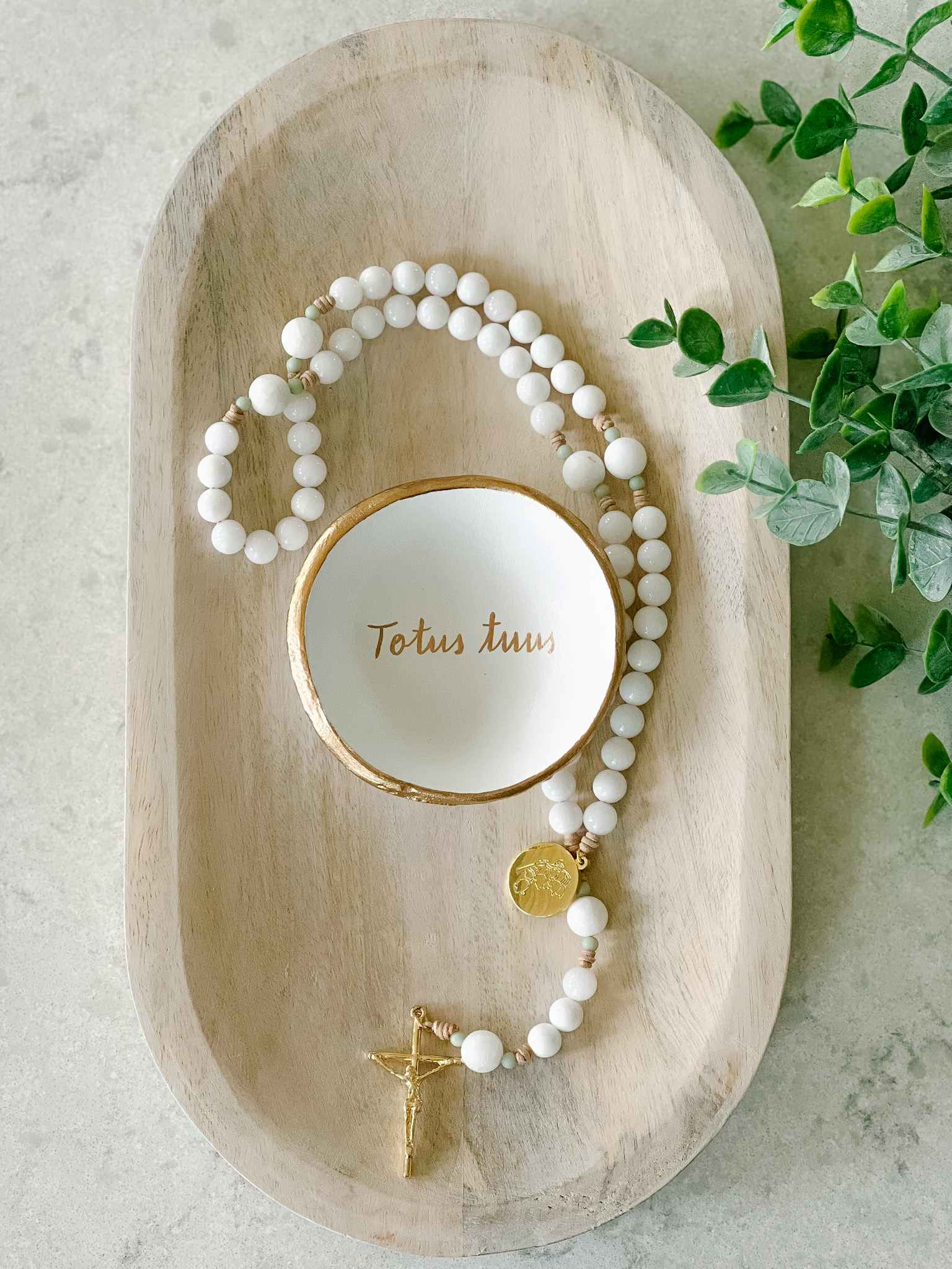 Totus Tuus Rosary Dish - Elegant Religious Home Decor for Prayer & Meditation | Perfect for Church, Gifts & Personal Devotion